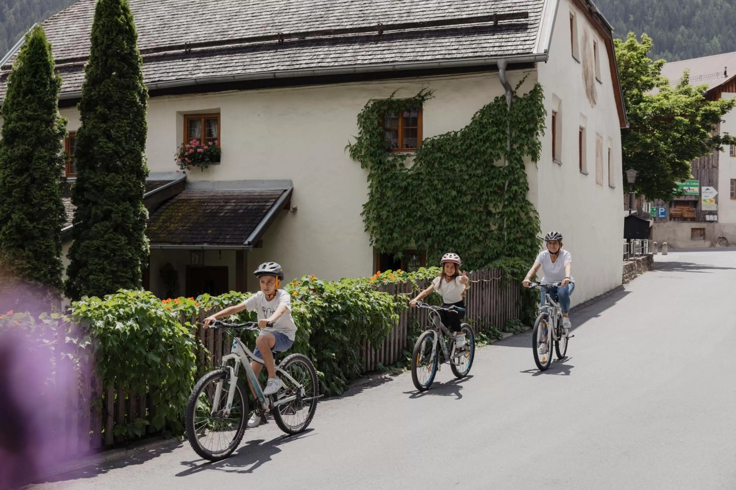 Cycling in Hotel Kreuz