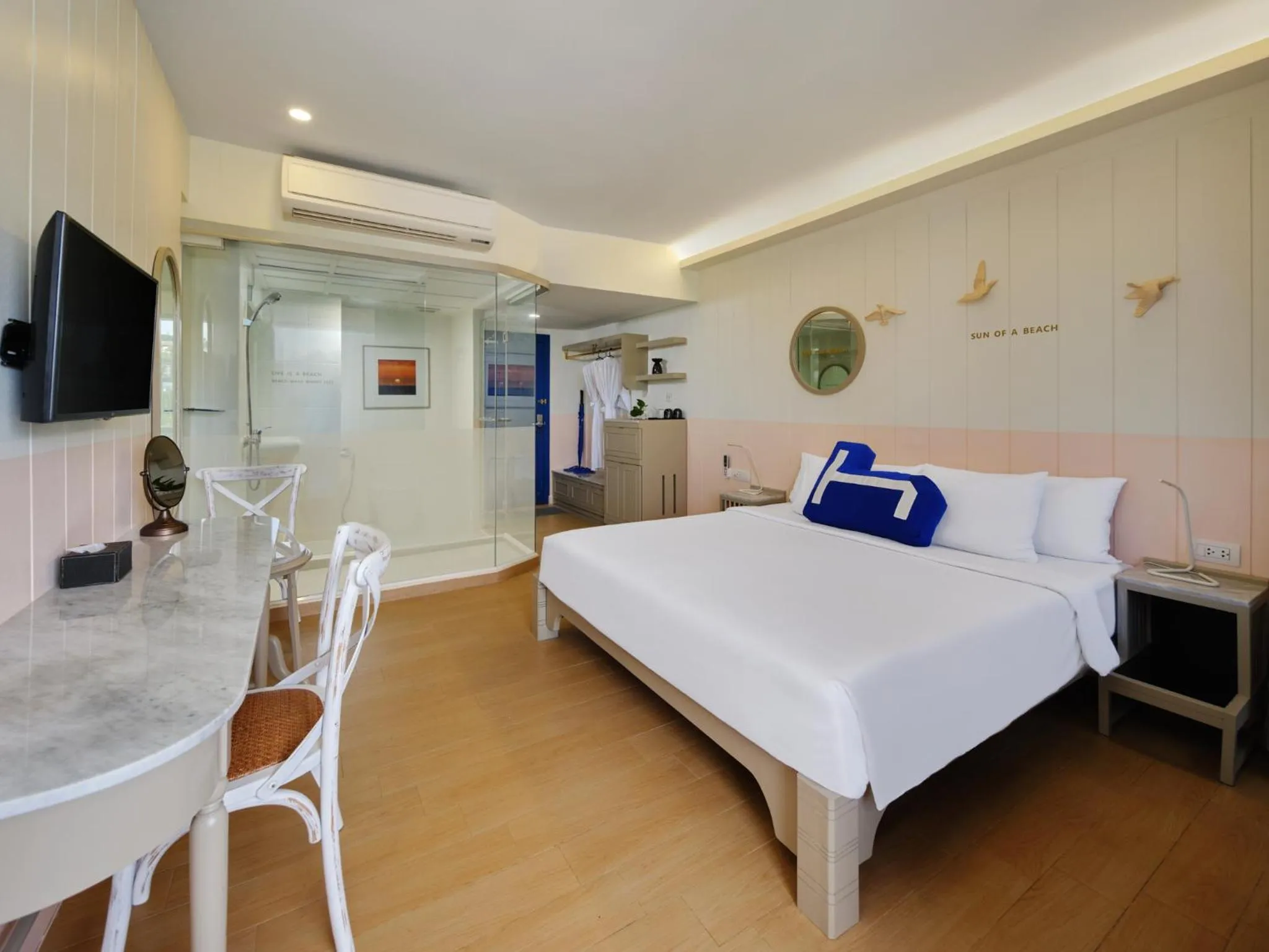 Photo of the whole room, Bed in Homm Bliss Southbeach Patong