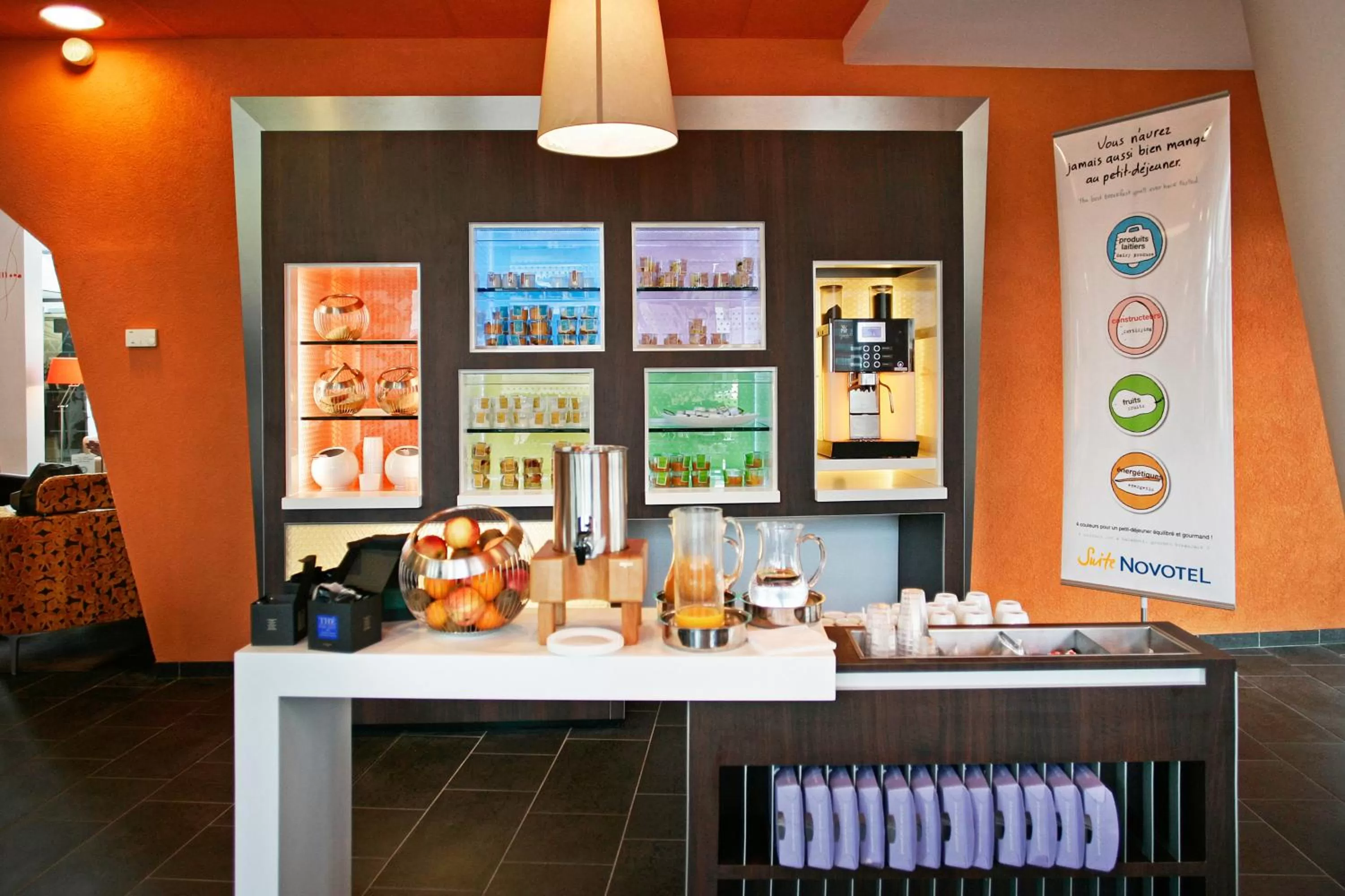 Restaurant/places to eat in Novotel Suites Lille Europe