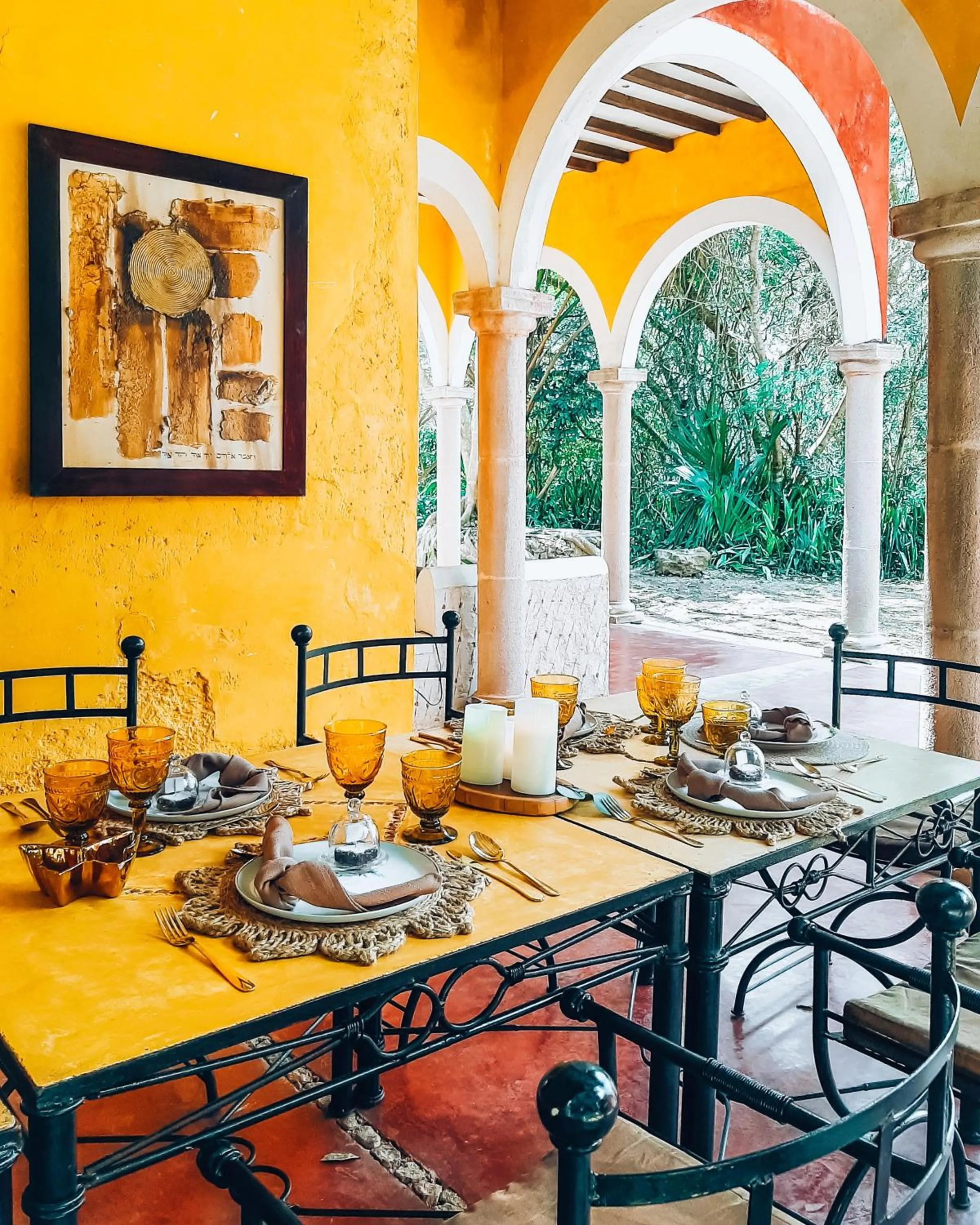 Restaurant/places to eat in Hotel Hacienda Ticum