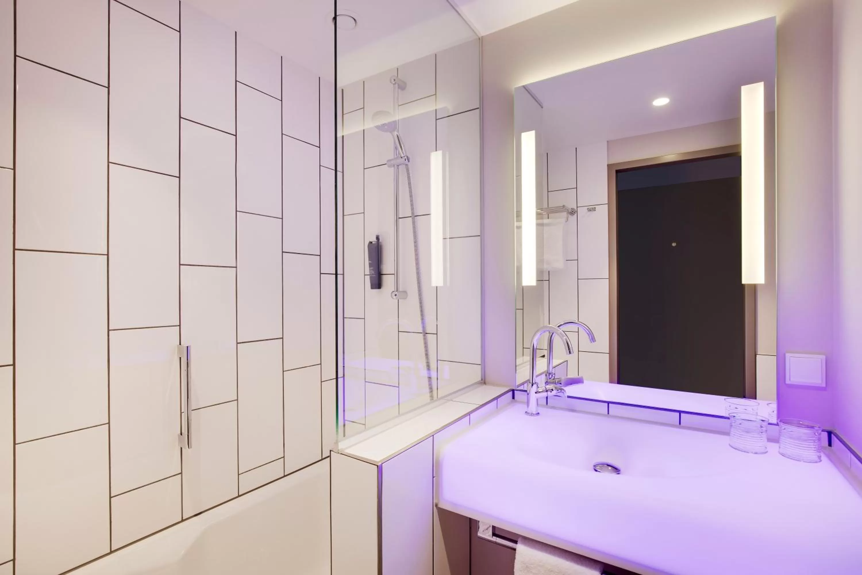 Bathroom in Holiday Inn Hamburg - City Nord by IHG