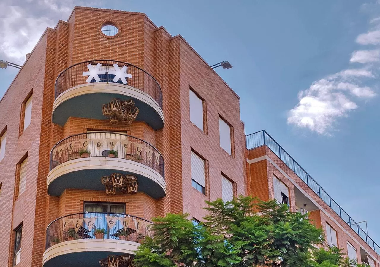 Facade/entrance in Vicente Home