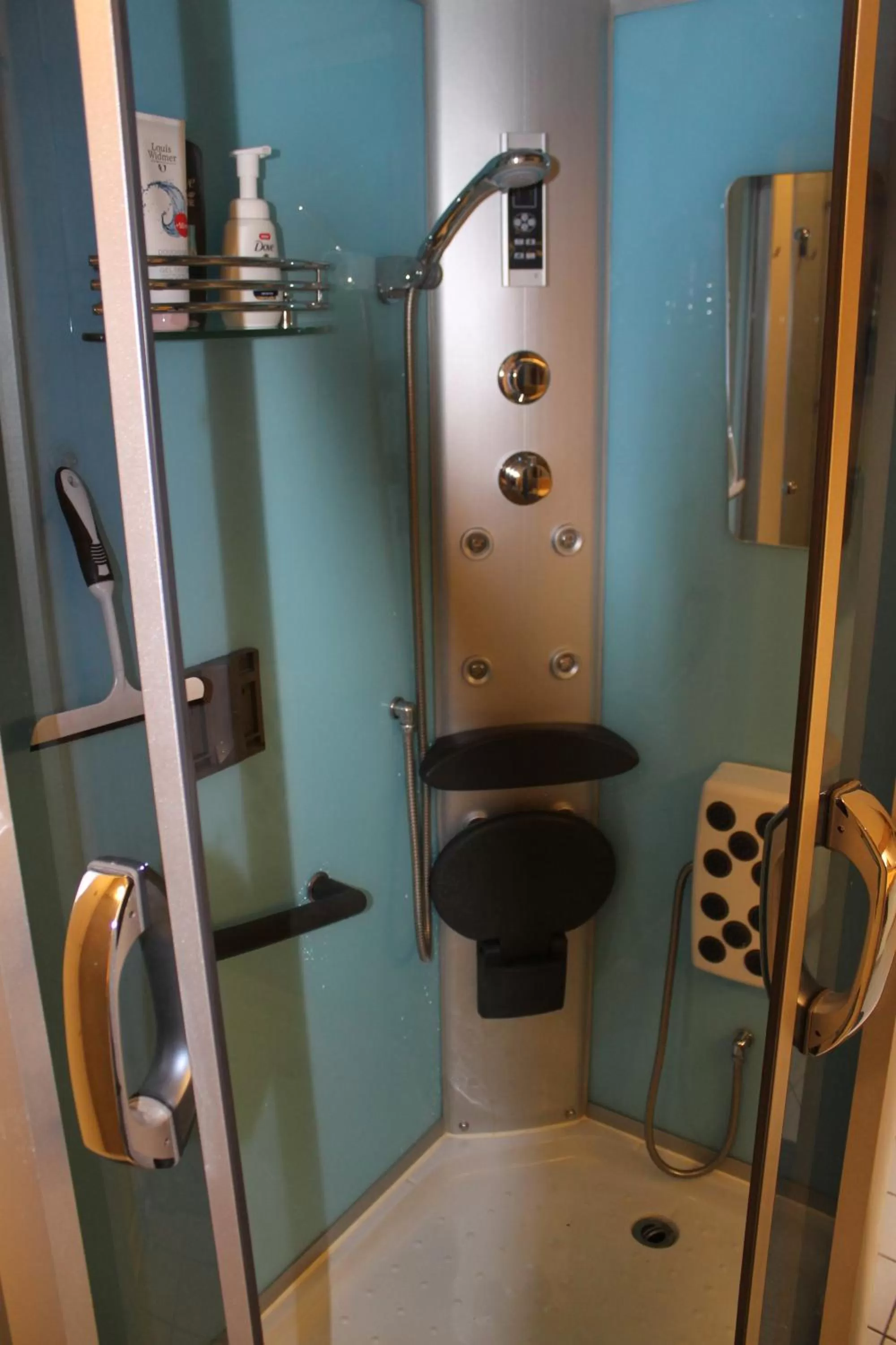 Bathroom in Beau Reg'Art