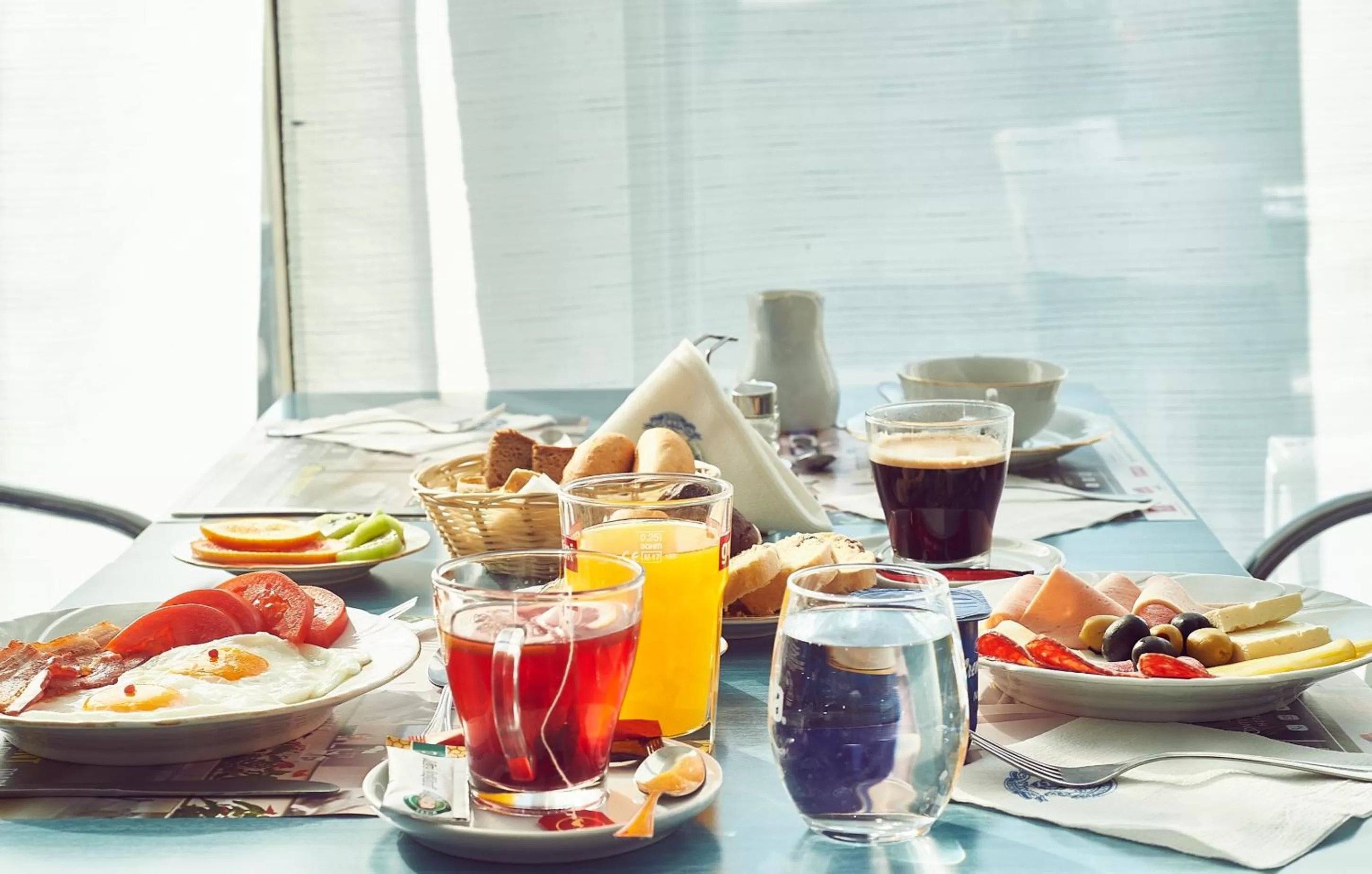 Breakfast in Continental Drobeta Turnu Severin