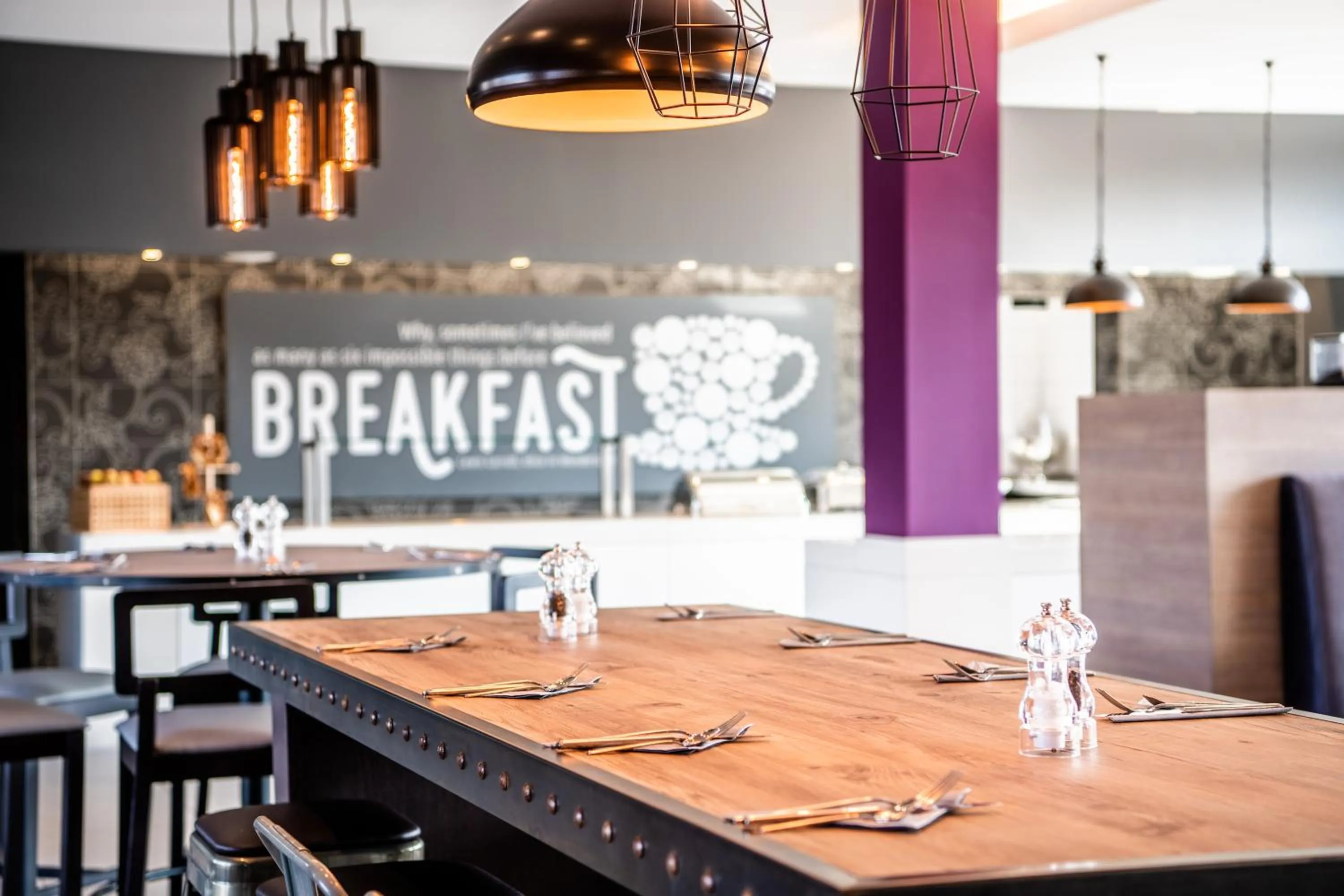 Restaurant/places to eat in Premier Inn Nürnberg City Nordost