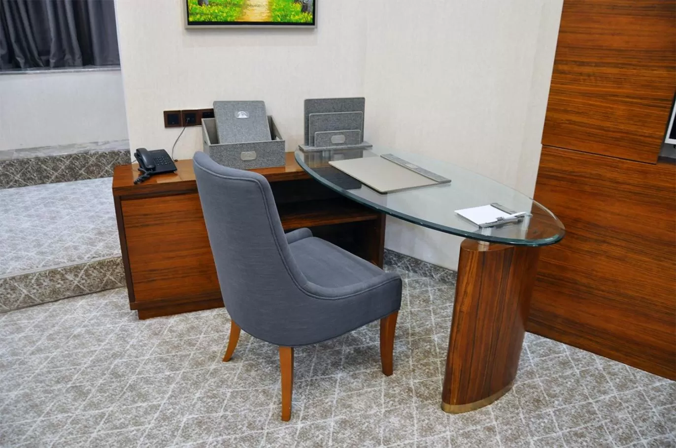 Parliament Palace Hotel