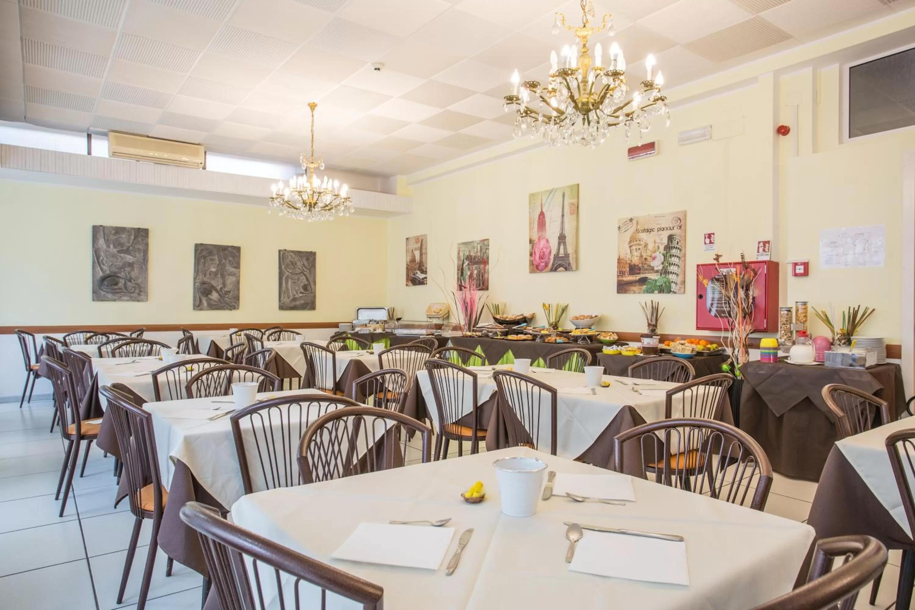 Buffet breakfast in Hotel Sant'Angelo