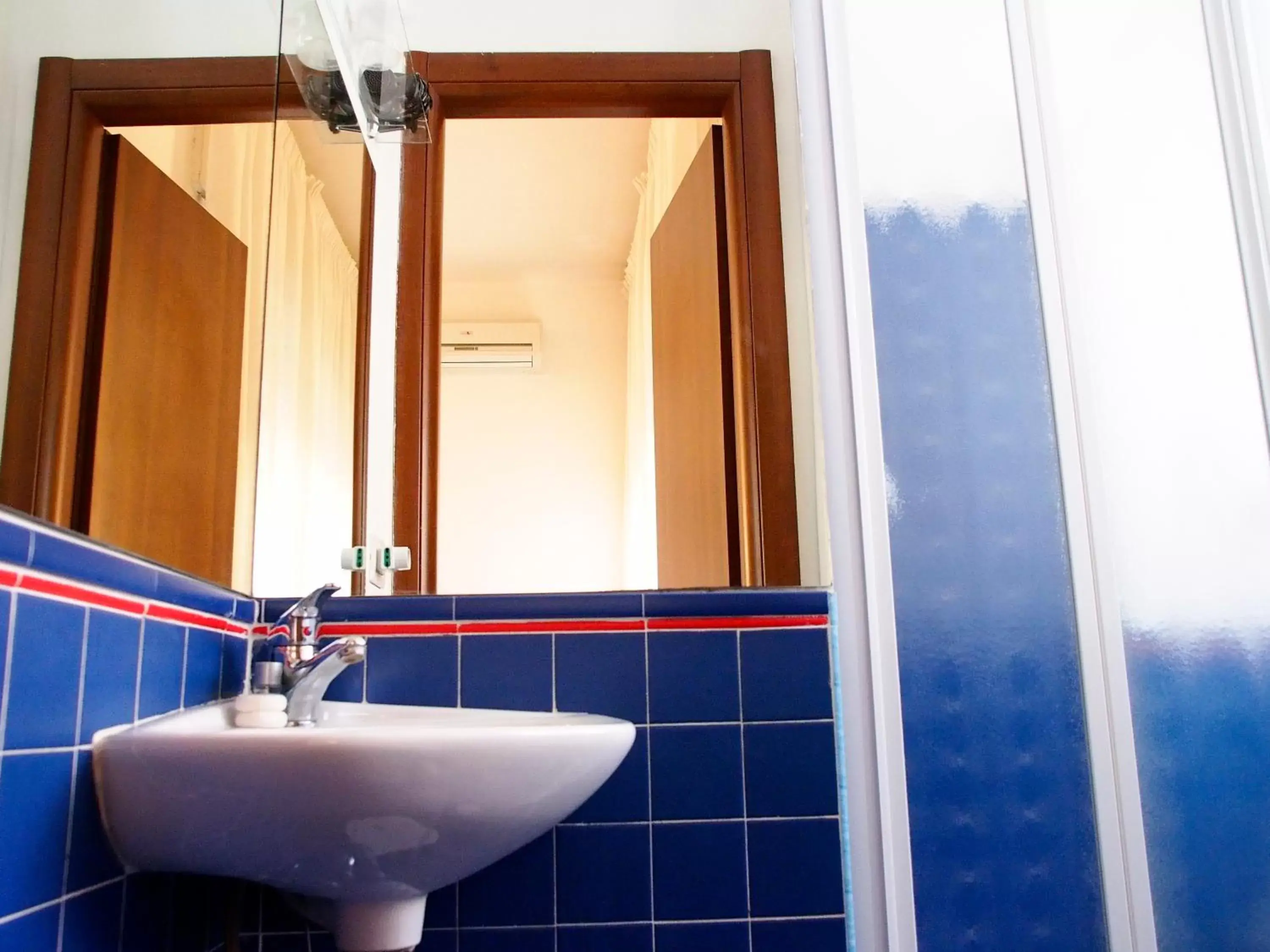 Double or Twin Room in 2 Passi Da Double or Twin Room in 2 Passi Da