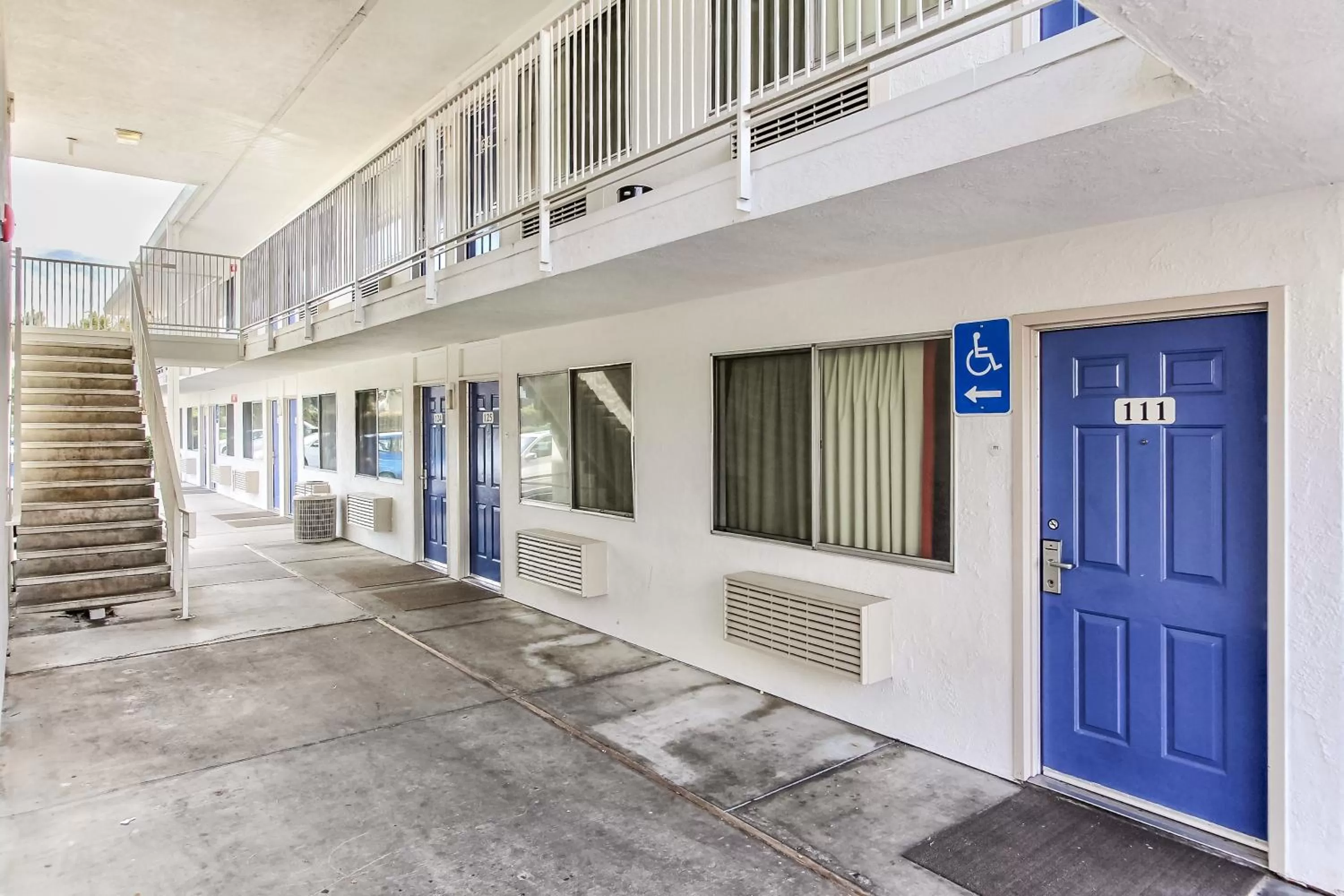 Facade/entrance in Motel 6-Santa Clara, CA