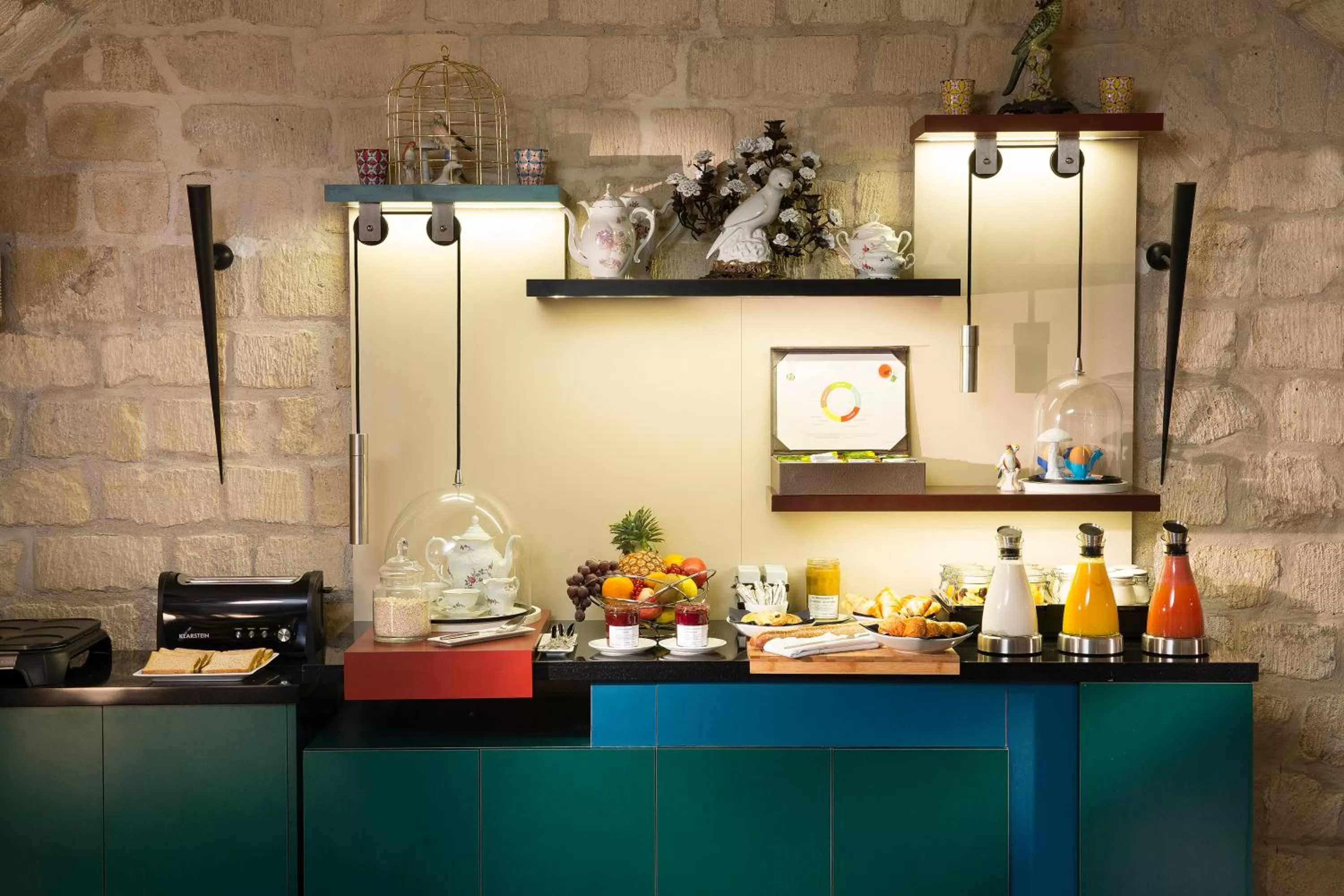 Breakfast in Hôtel Les Dames du Panthéon