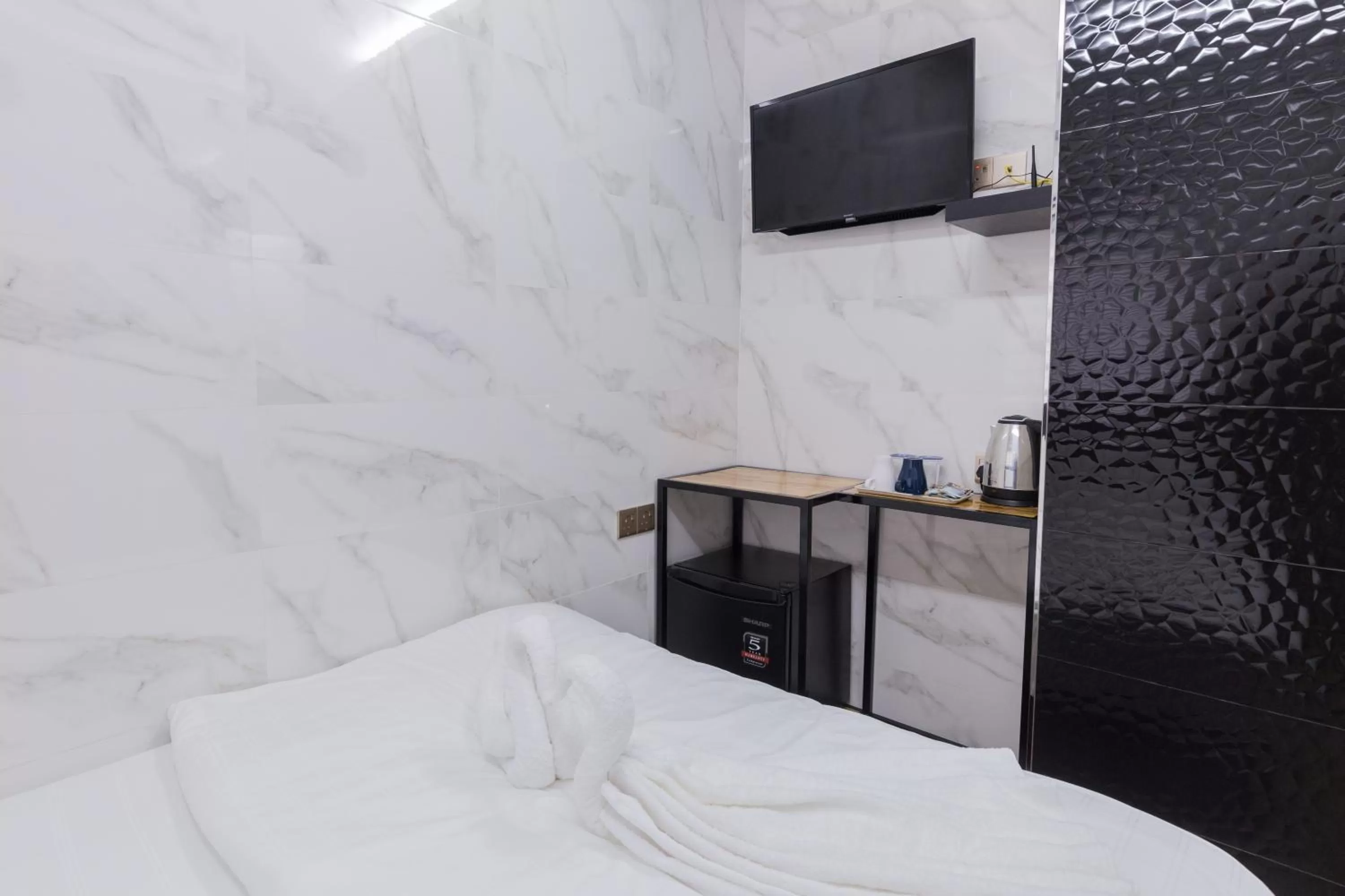 Bed in Lee Luxury Home USM Penang