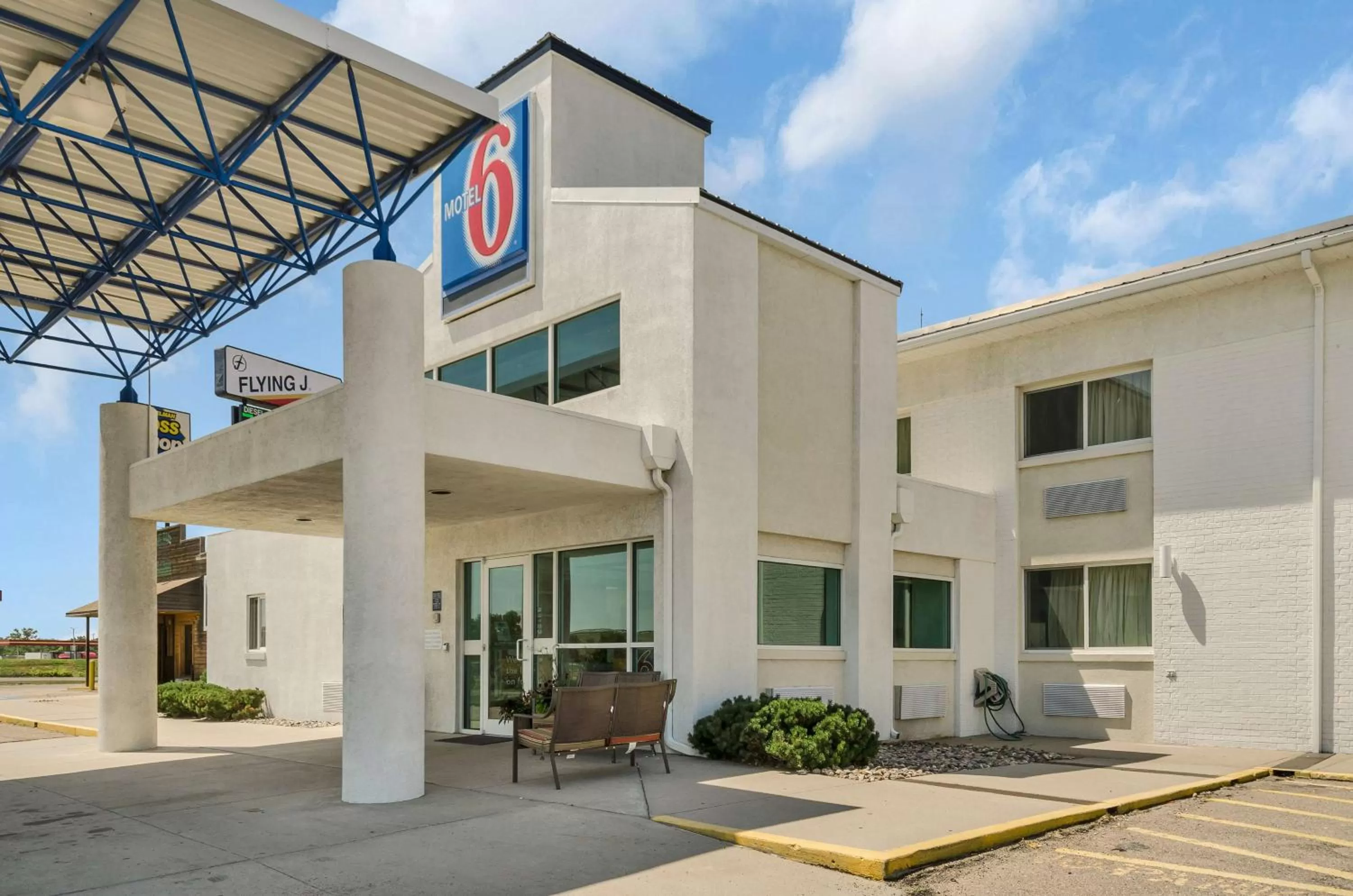 Property building in Motel 6-Big Springs, NE