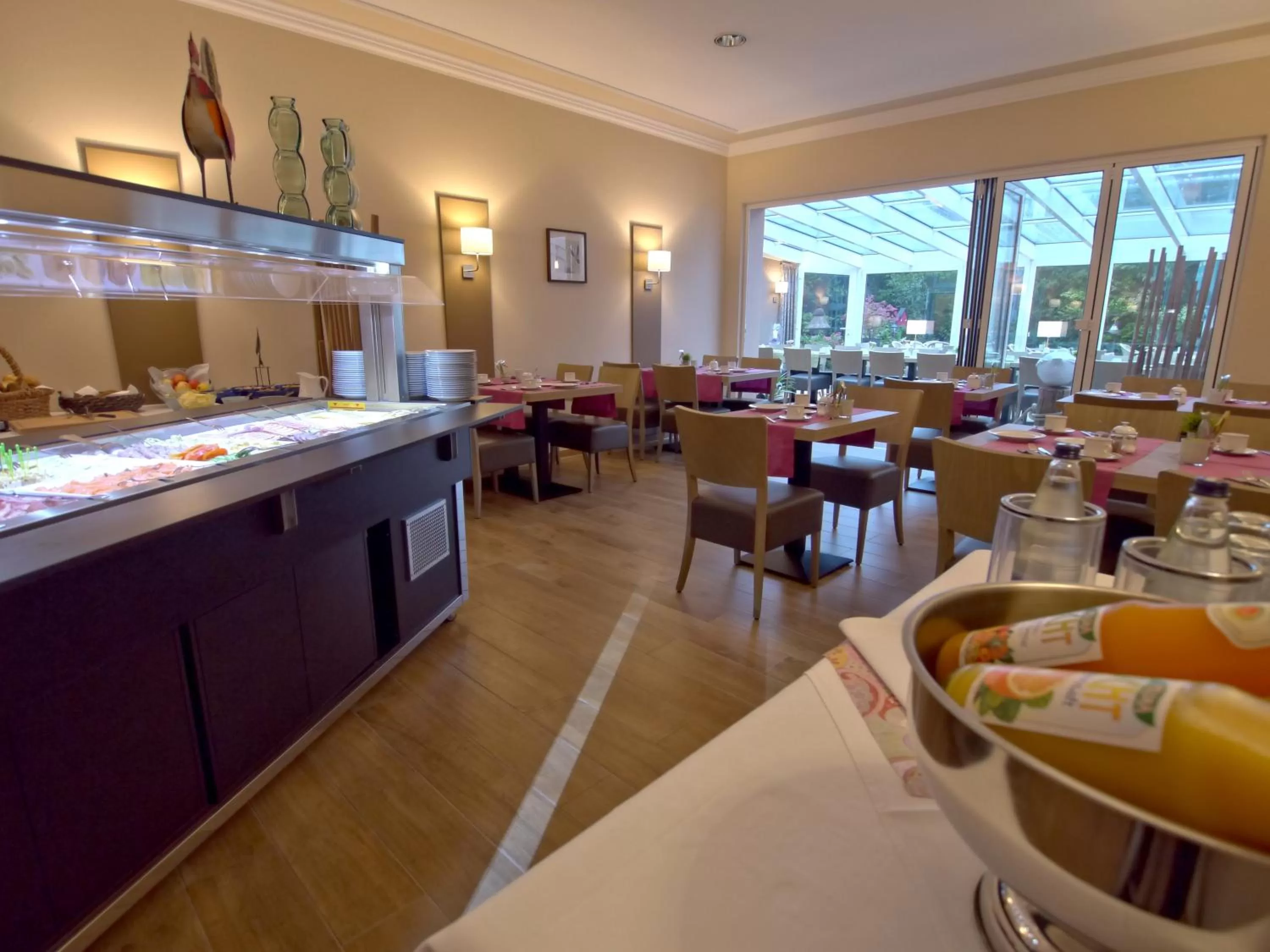 Buffet breakfast in Hotel Friesische Wehde