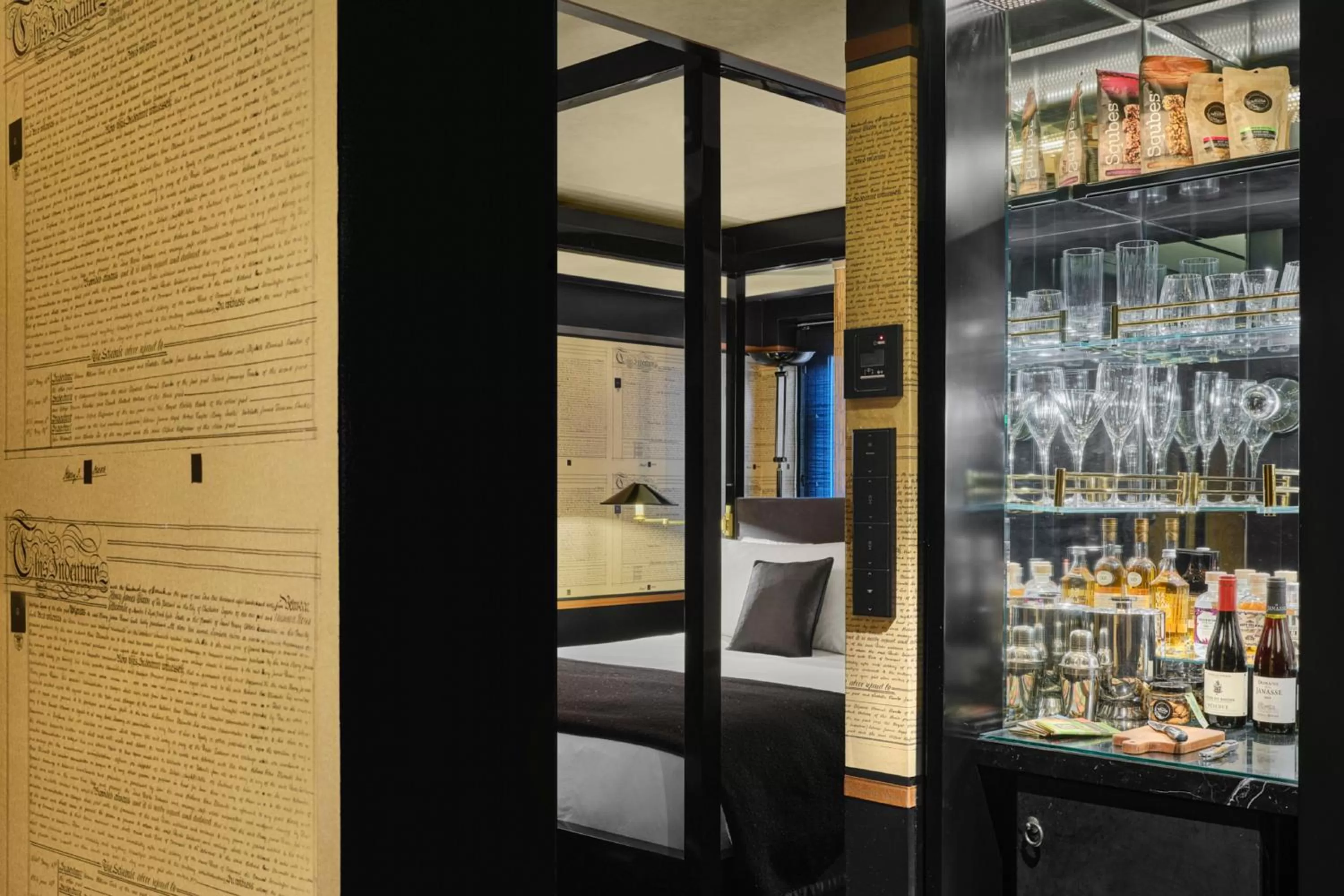 Bedroom in Duxton Reserve Singapore, Autograph Collection