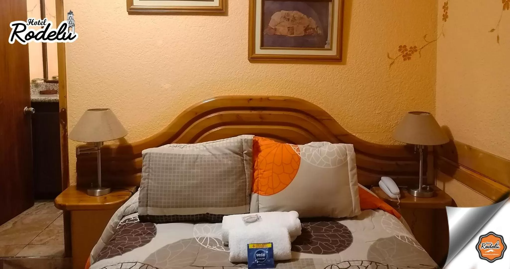 Bed in Hotel Rodelu