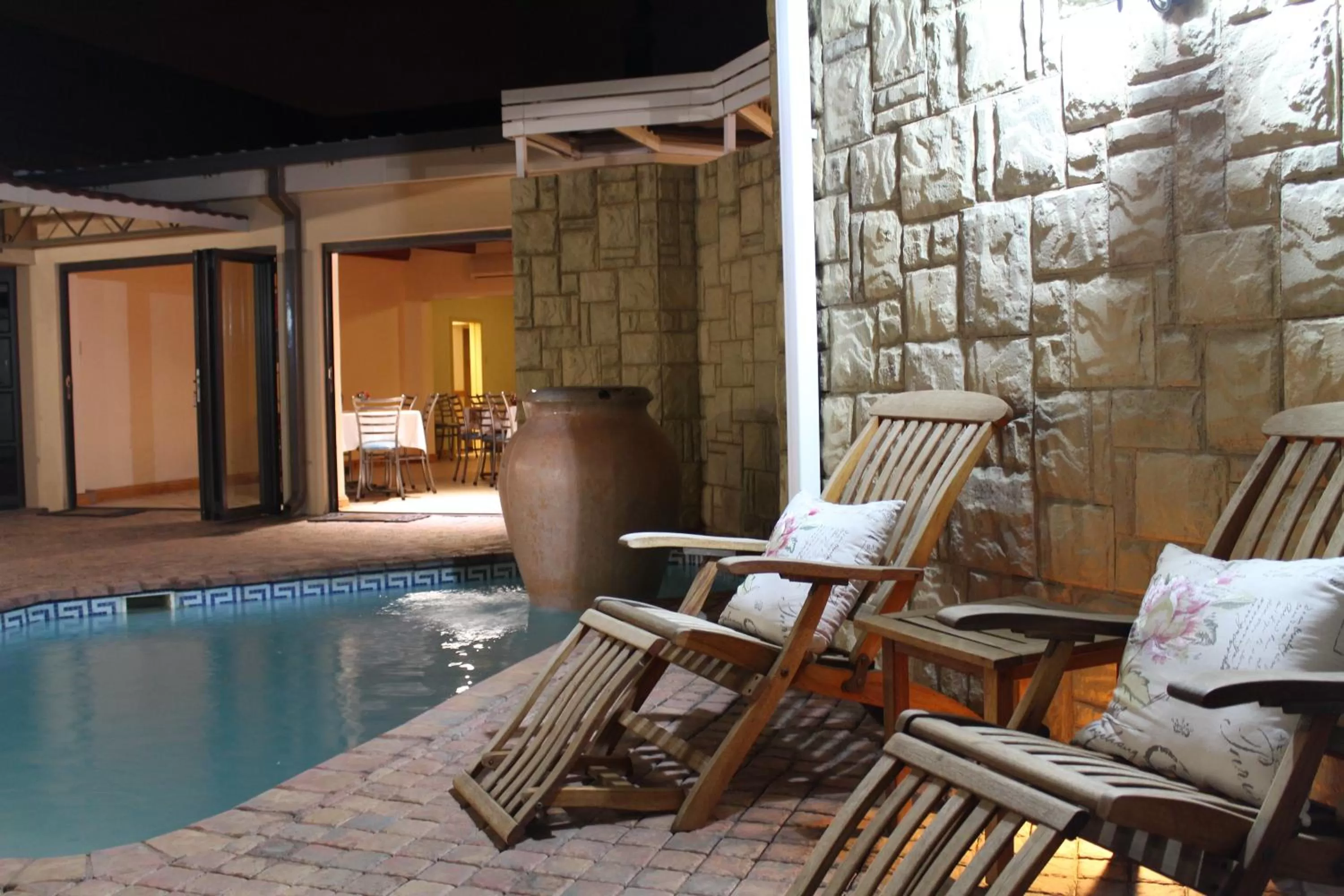 Swimming Pool in Villa Palma