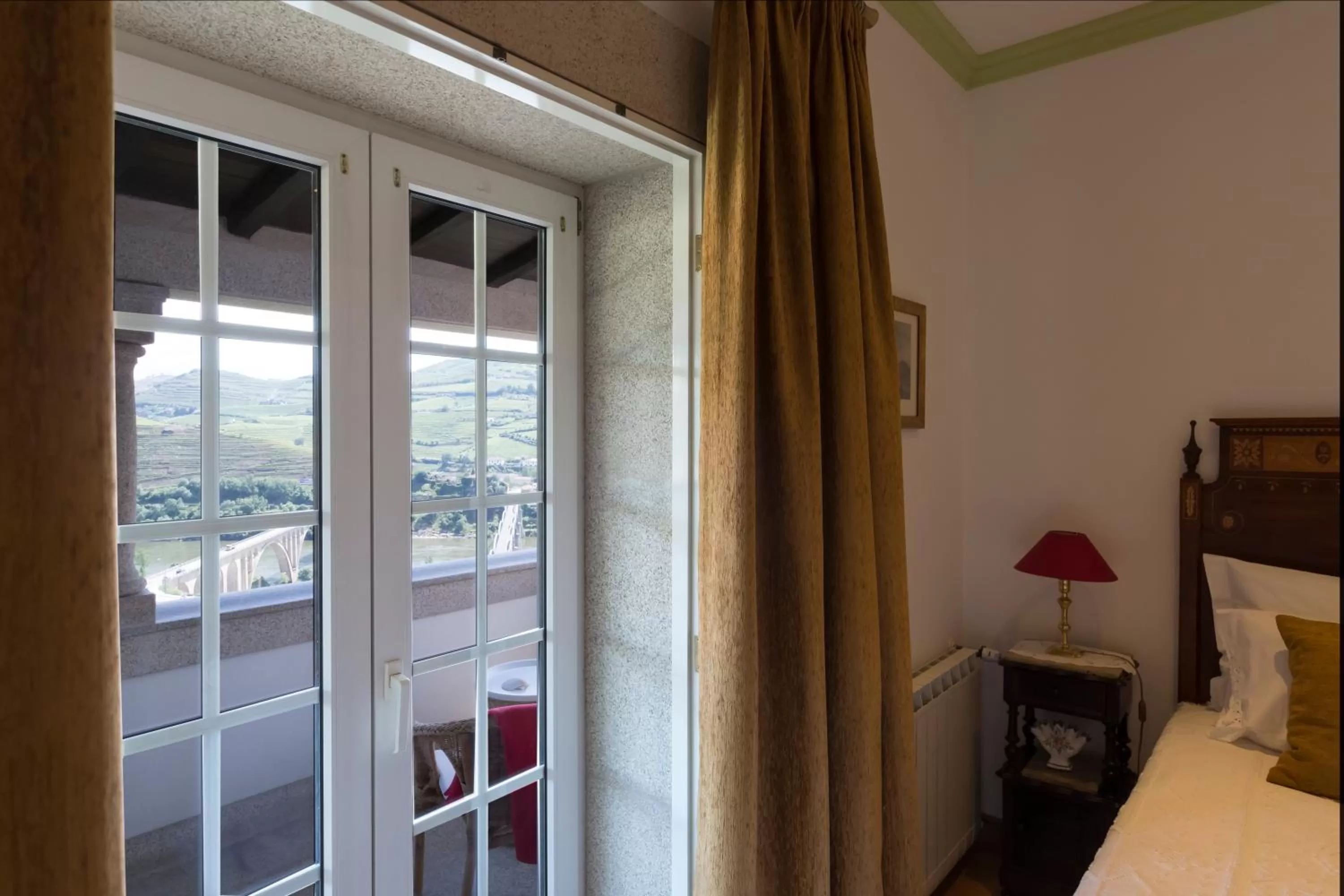 Decorative detail, Bed in Casa de São Domingos