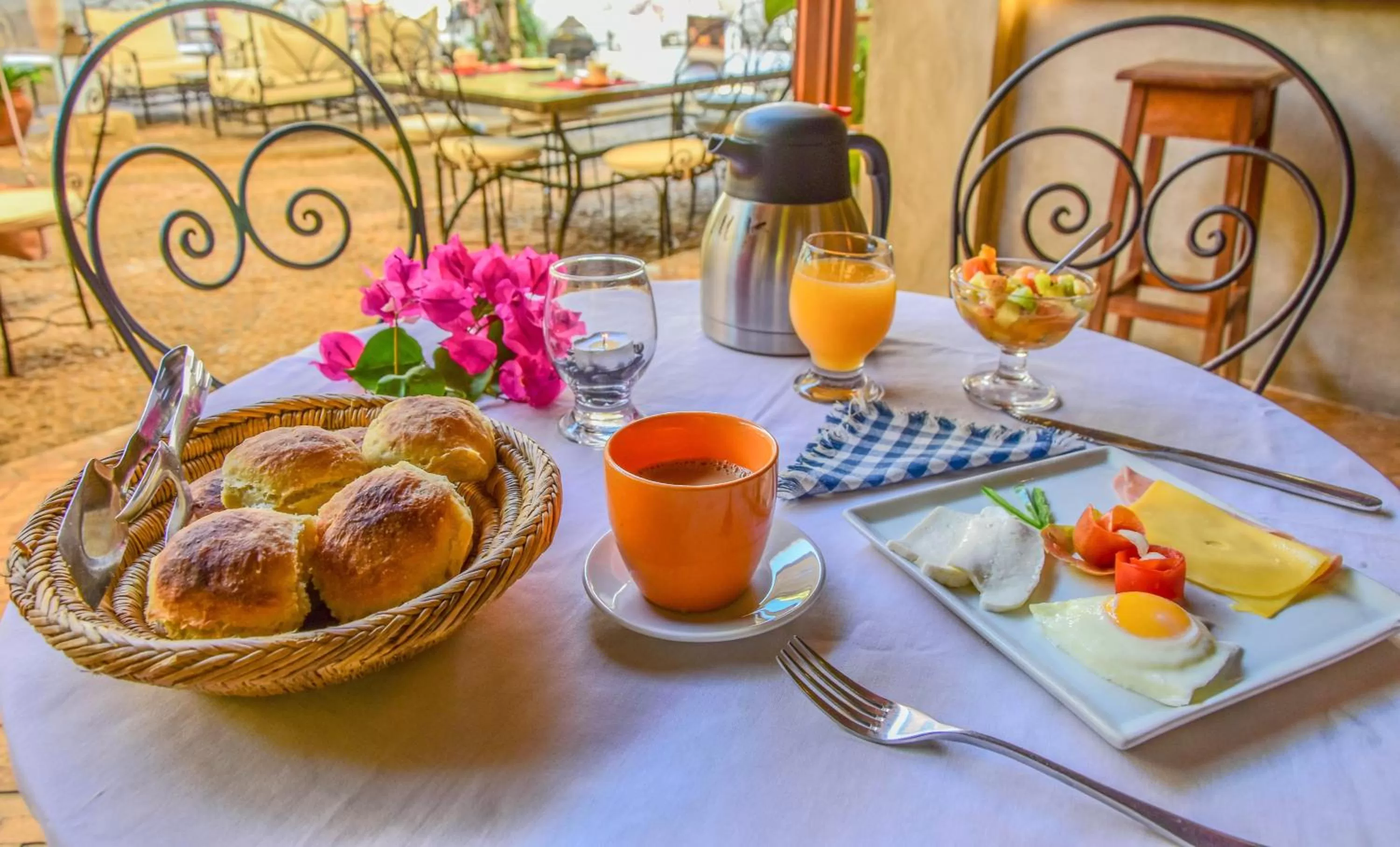 Breakfast in The Colonial Guest House