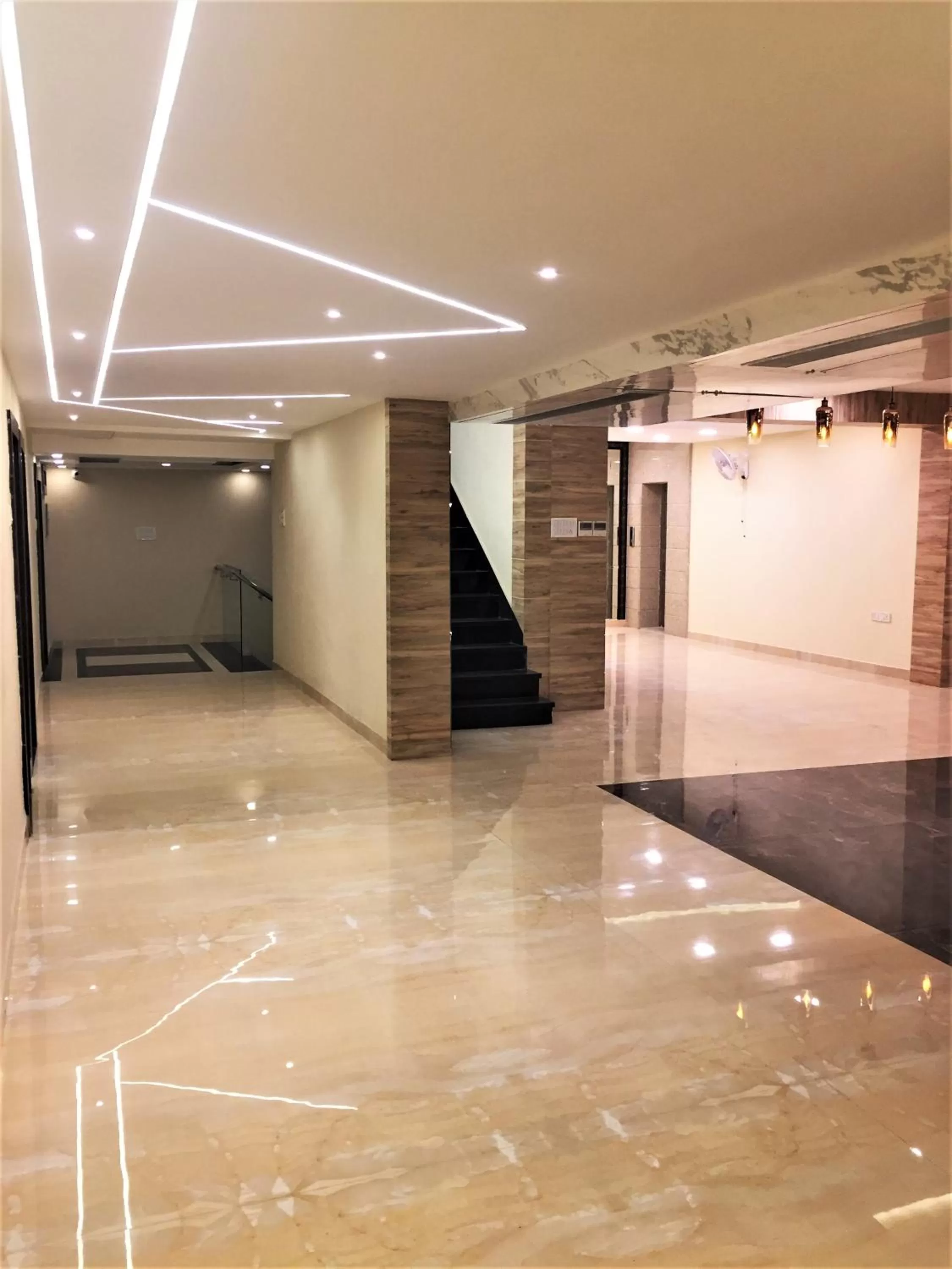 Lobby or reception in Hotel Bharat