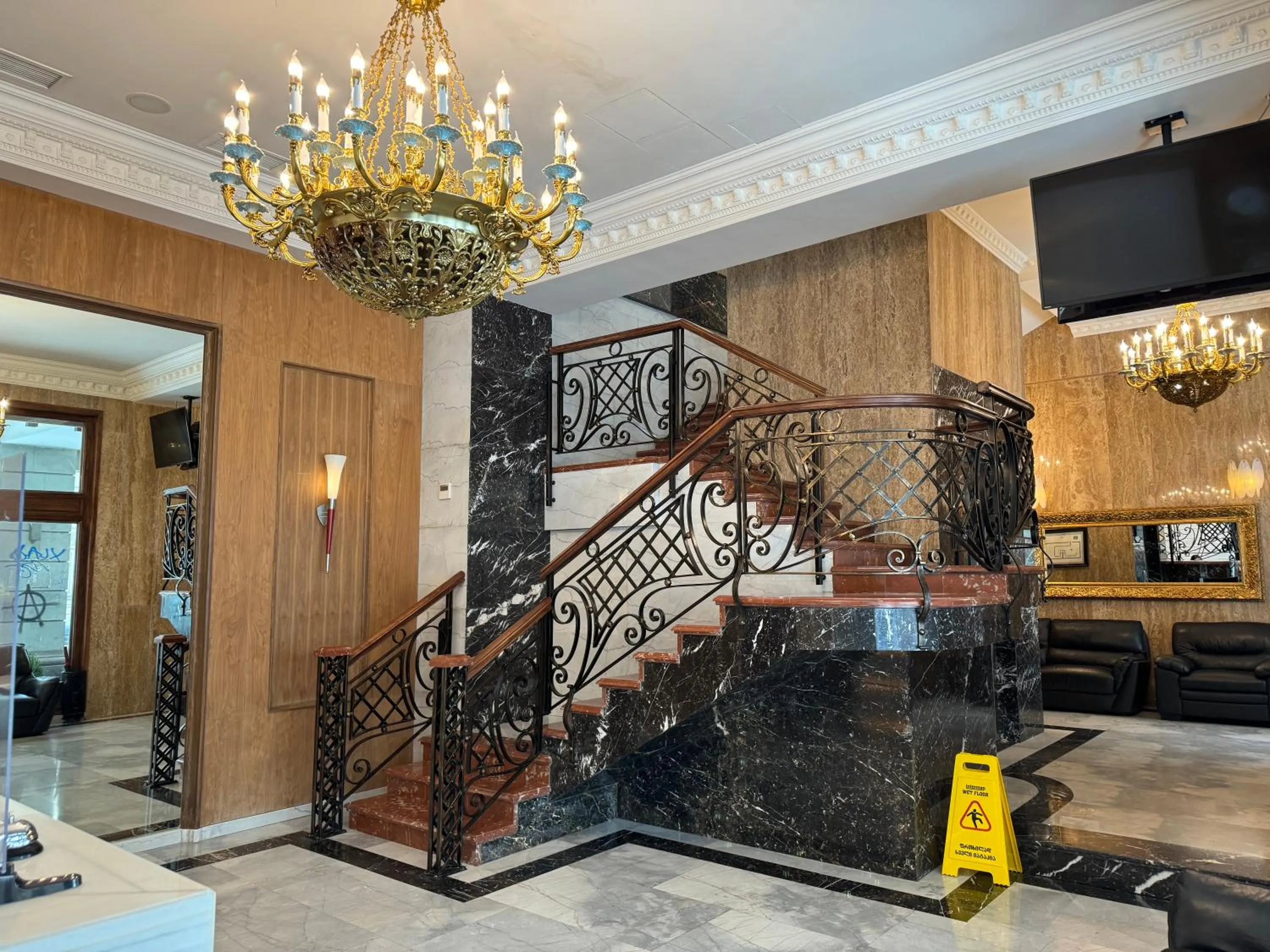 Lobby or reception in Redline Hotel