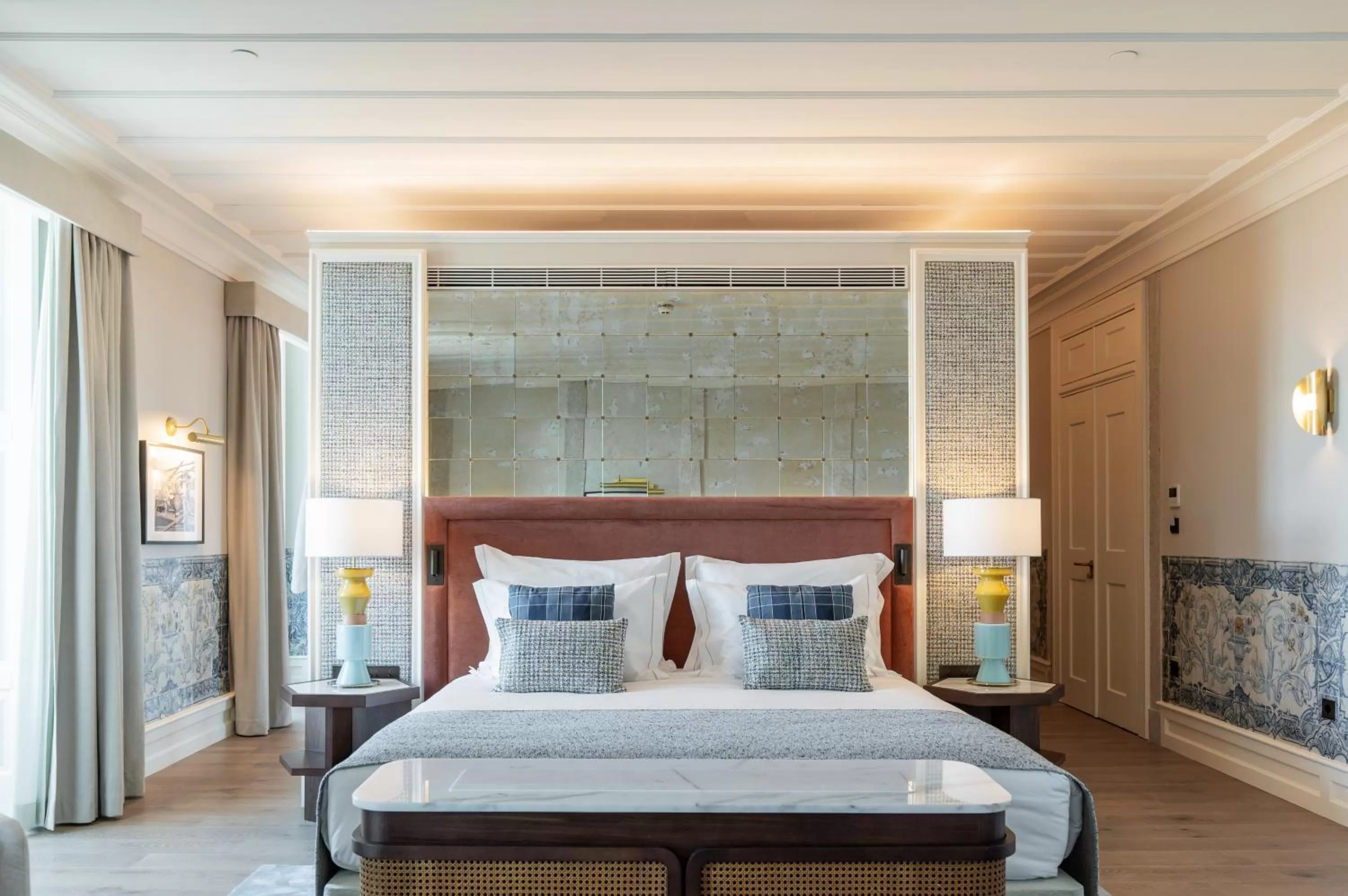 Bed in Palácio Ludovice Wine Experience Hotel