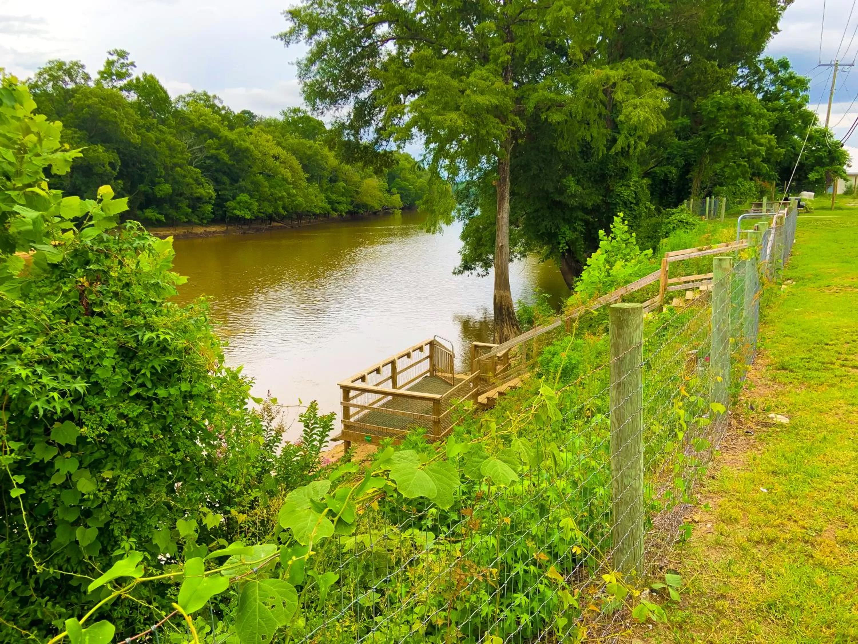Fishing in Red Carpet Inn Kinston