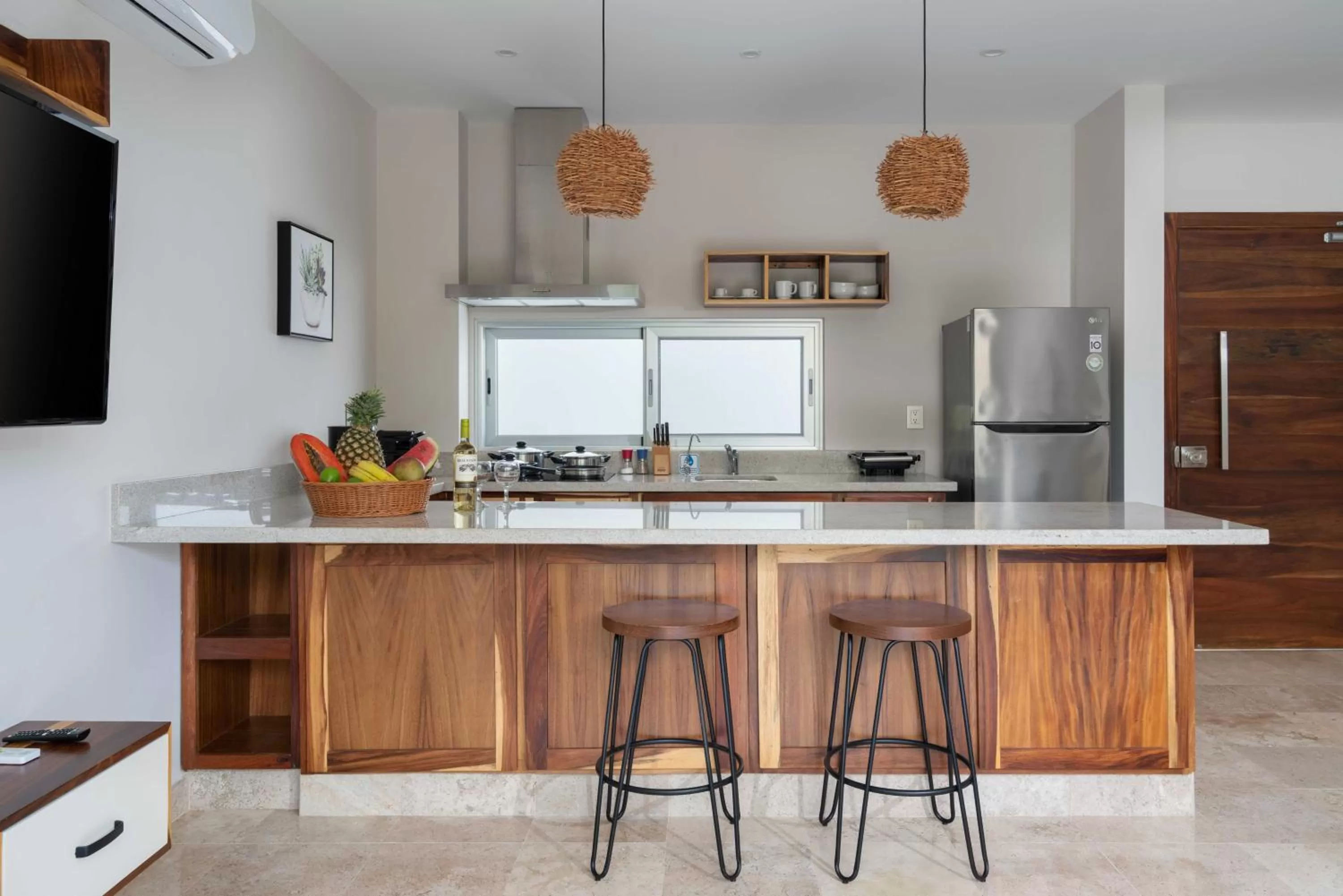 Kitchen or kitchenette in Valhalla Residences by Biwa