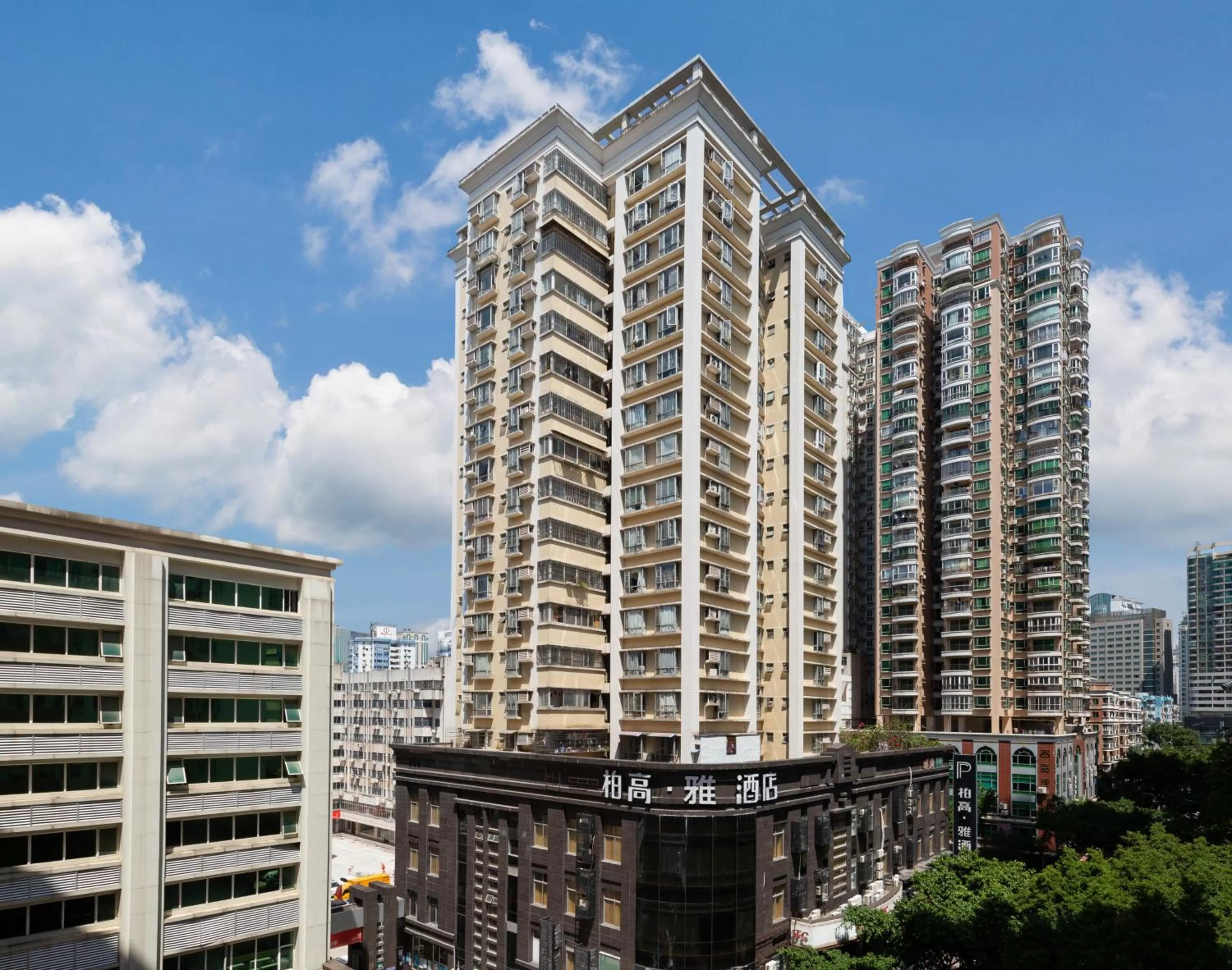 Paco Hotel Gangding Metro Guangzhou-Free Shuttle Bus Service for Cantonfair 15Oct -4Nov