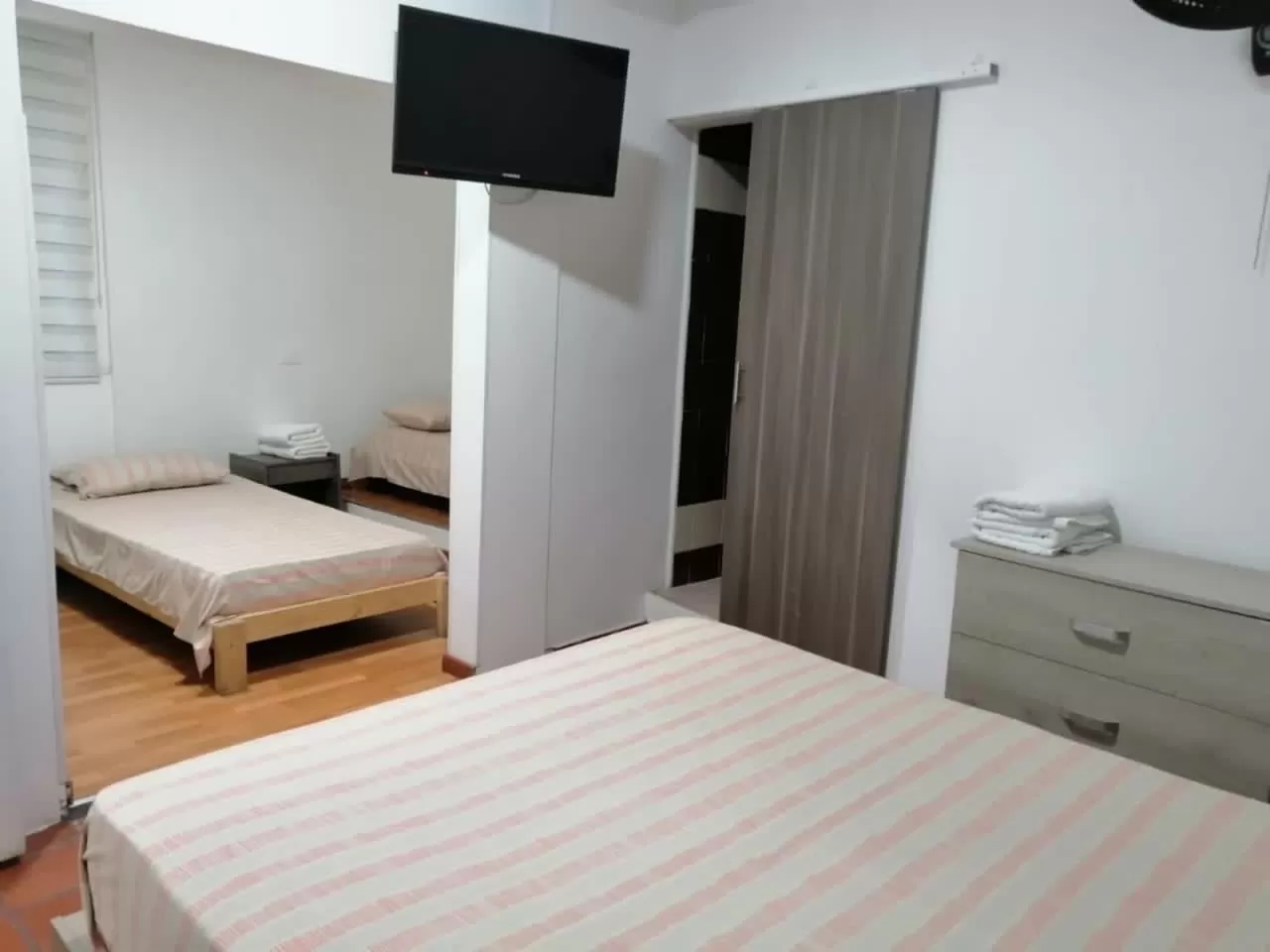 Bedroom, Bed in Hotel 42 Avenida