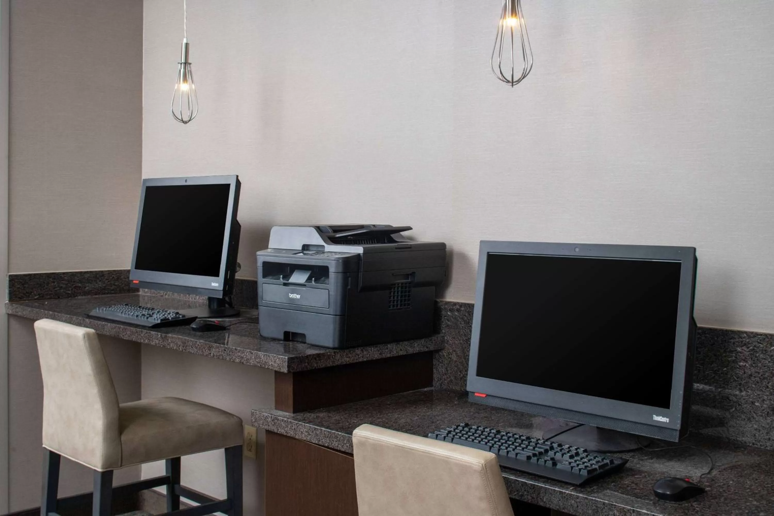 Business facilities in Sonesta ES Suites New Orleans Convention Center