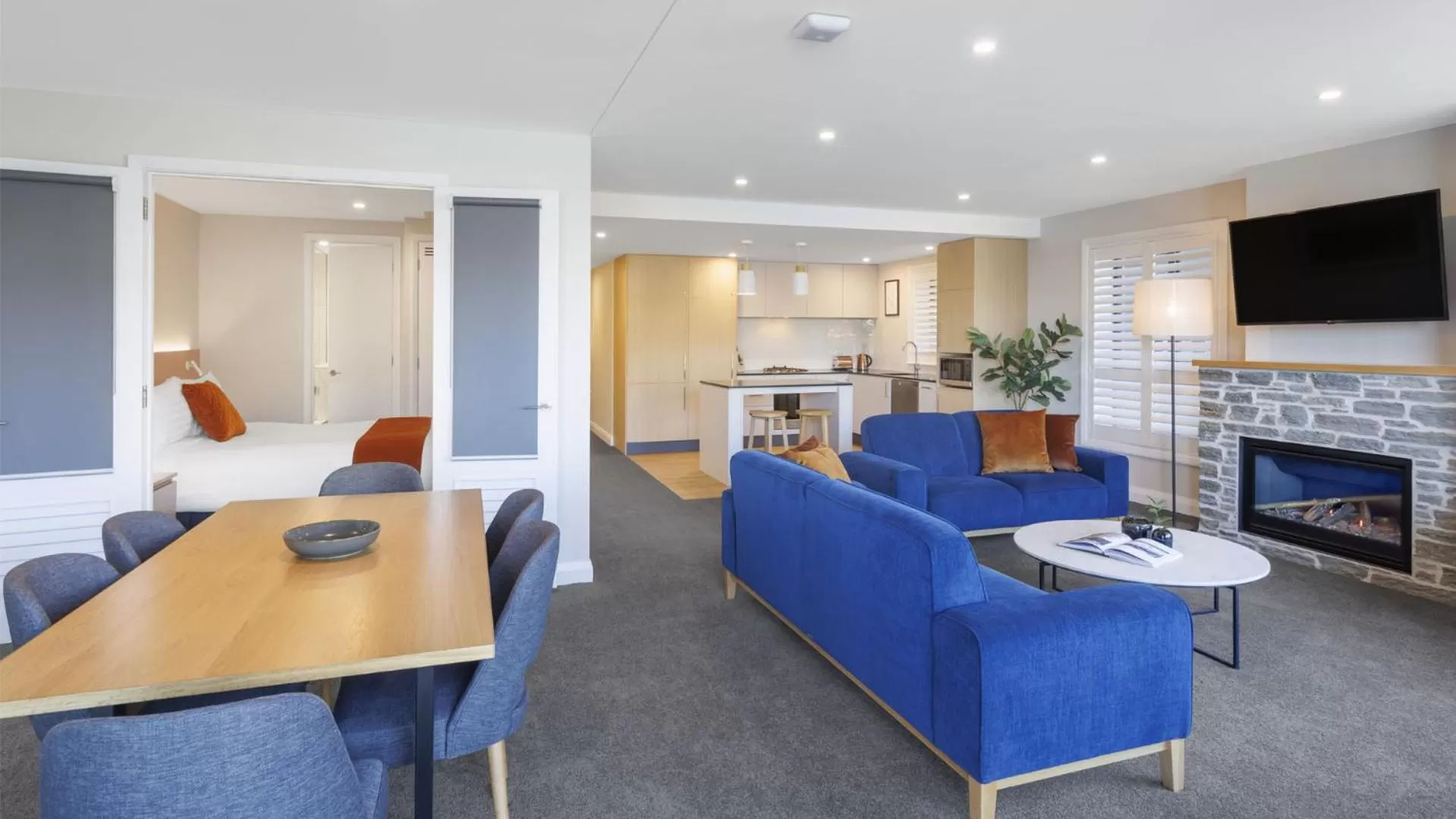 TV and multimedia in Oaks Queenstown Shores Resort