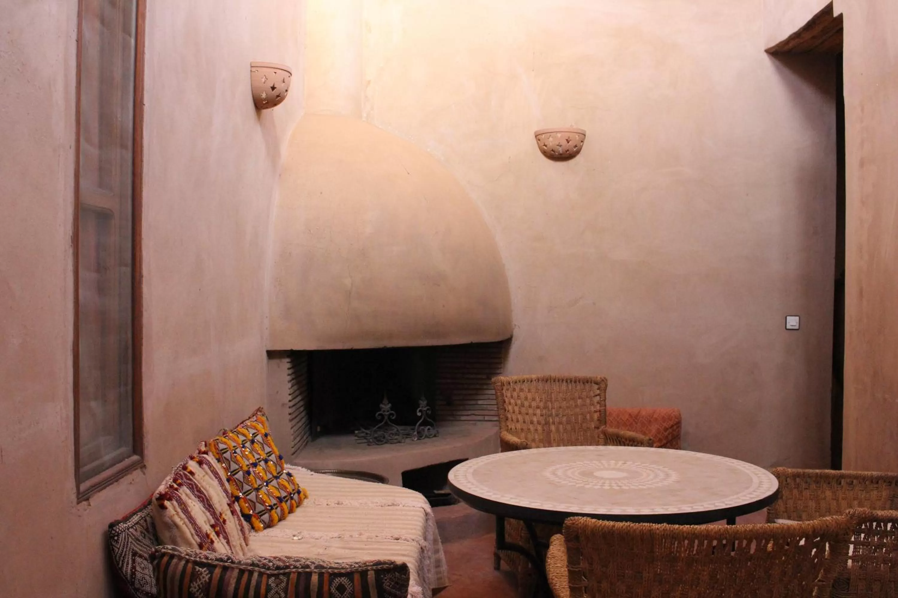 Living room, Bed in Dar Paru