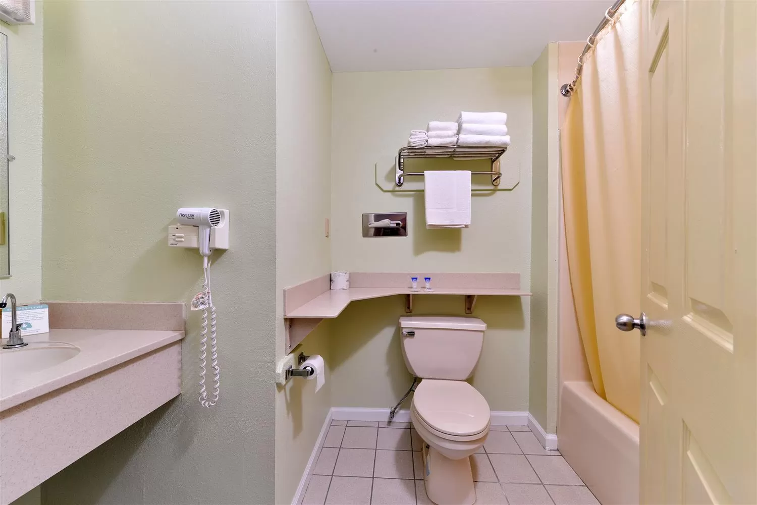 Bathroom in Cheshire Welcome Inn