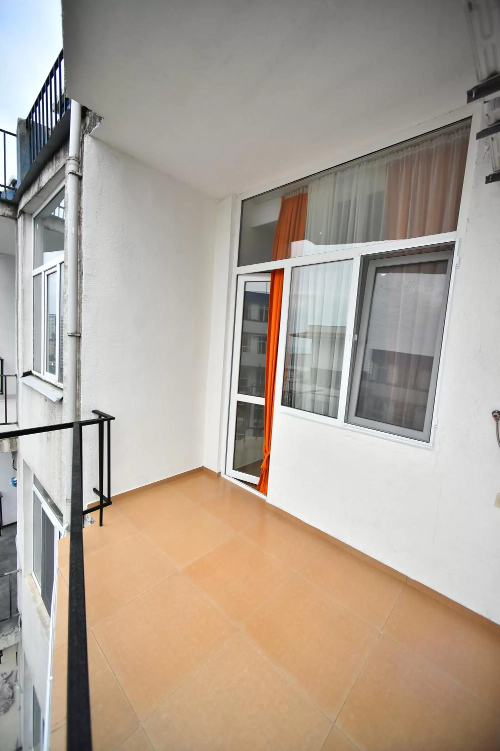 Balcony/Terrace in Orange Home Hotel