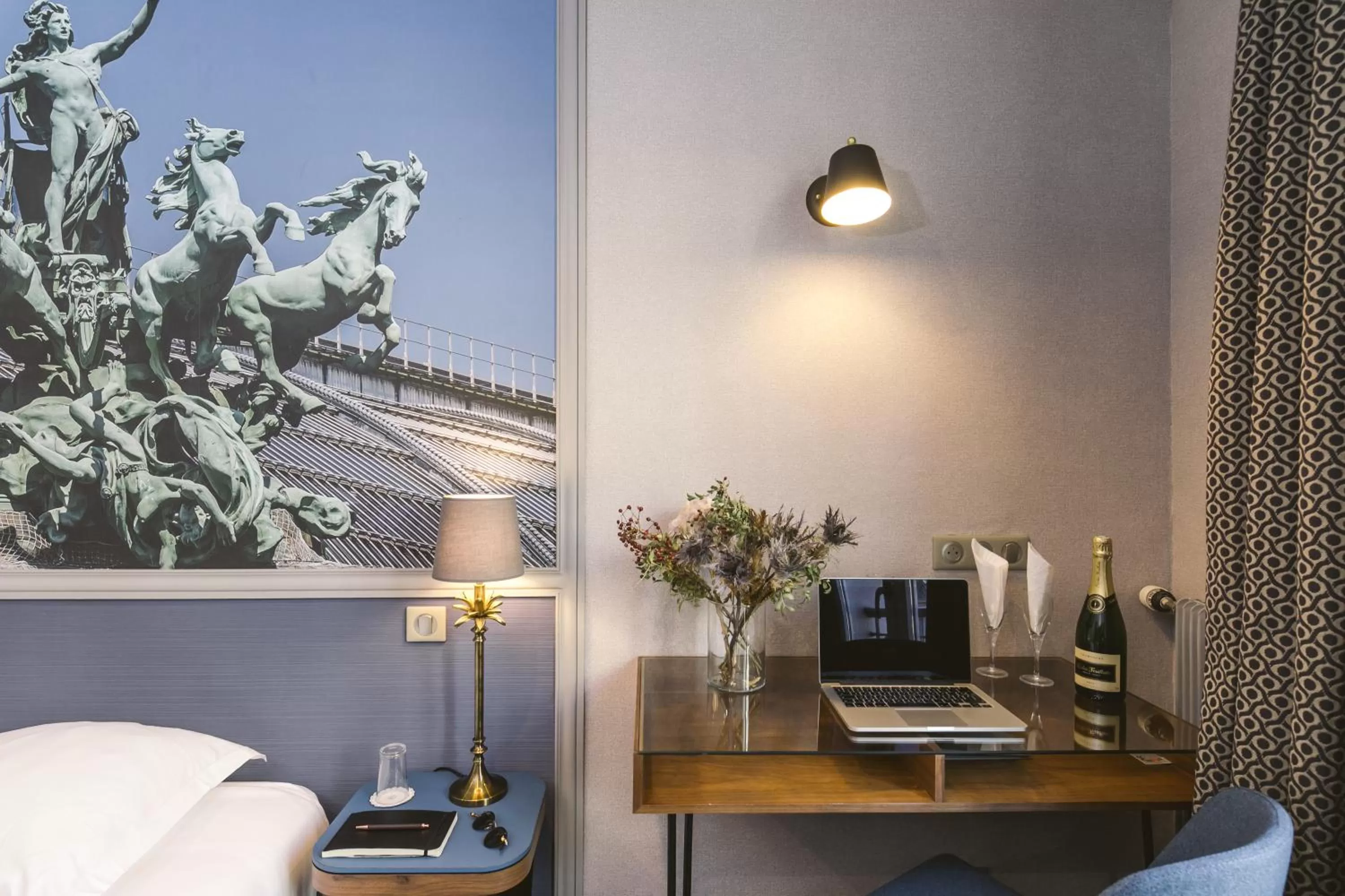 Decorative detail in Hotel Saint Christophe