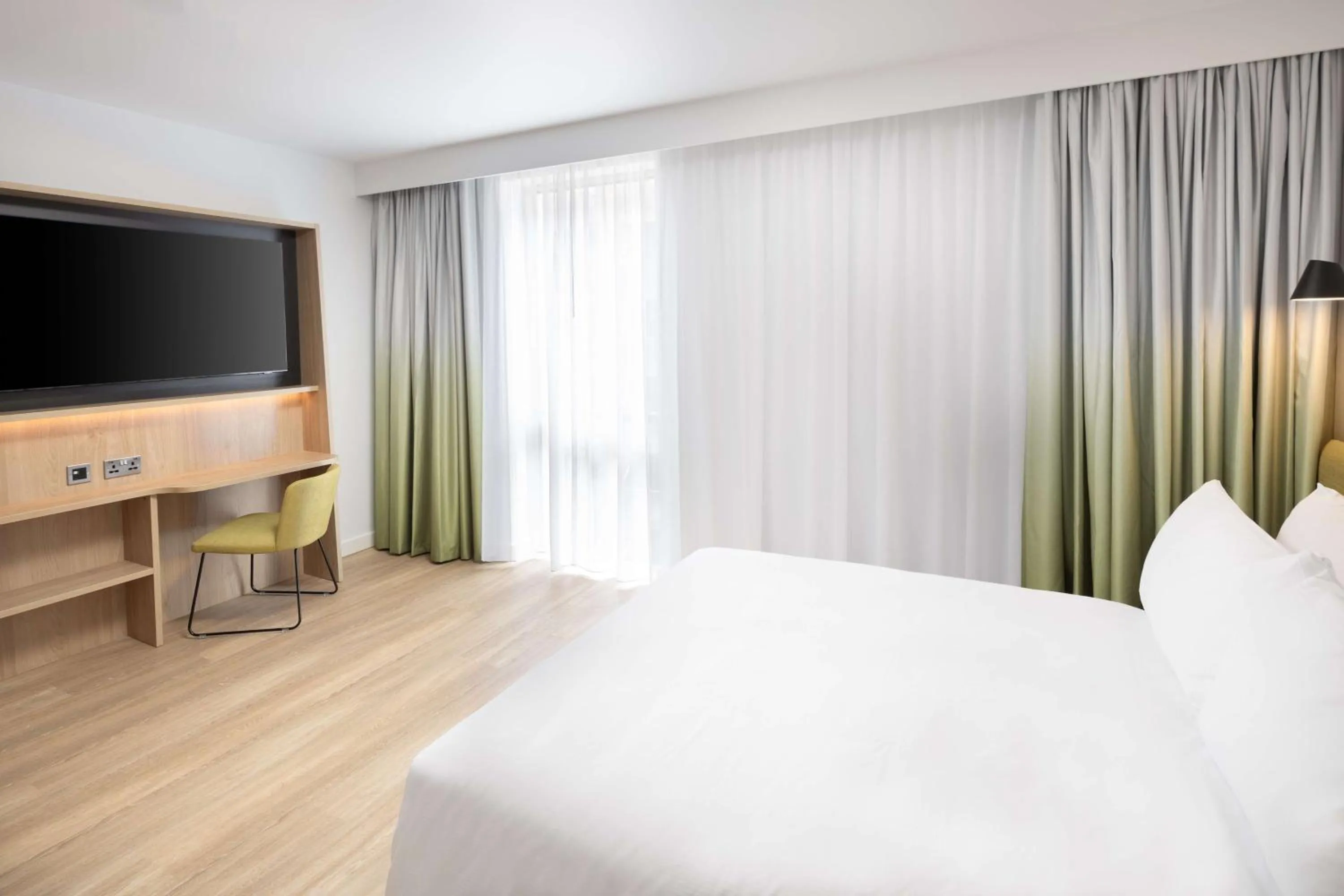 Bed in Hampton By Hilton Rochdale