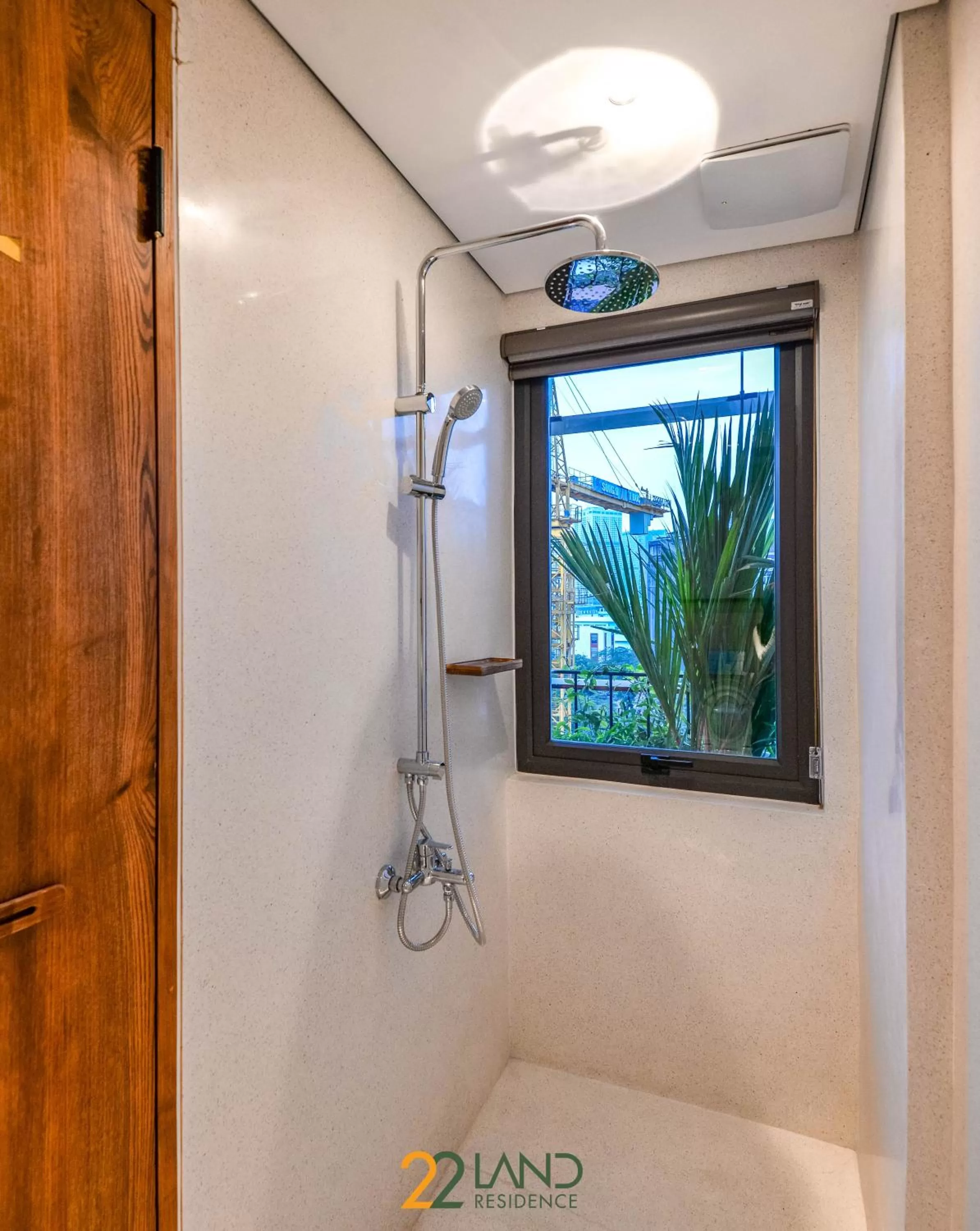 Shower in 22Land Hotel & Residence