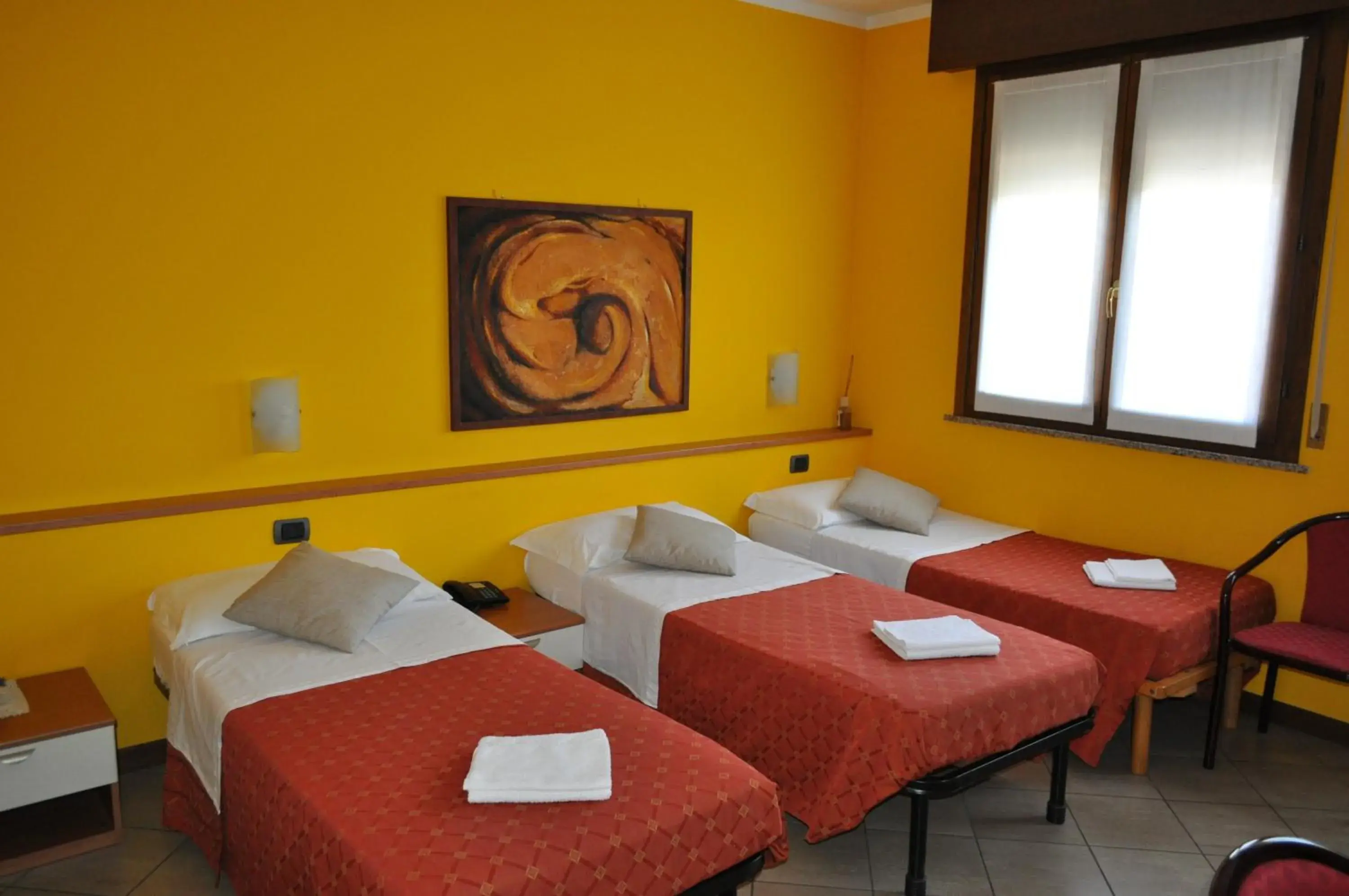 Triple Room - single occupancy in Hotel Mantova Sud Triple Room - single occupancy in Hotel Mantova Sud