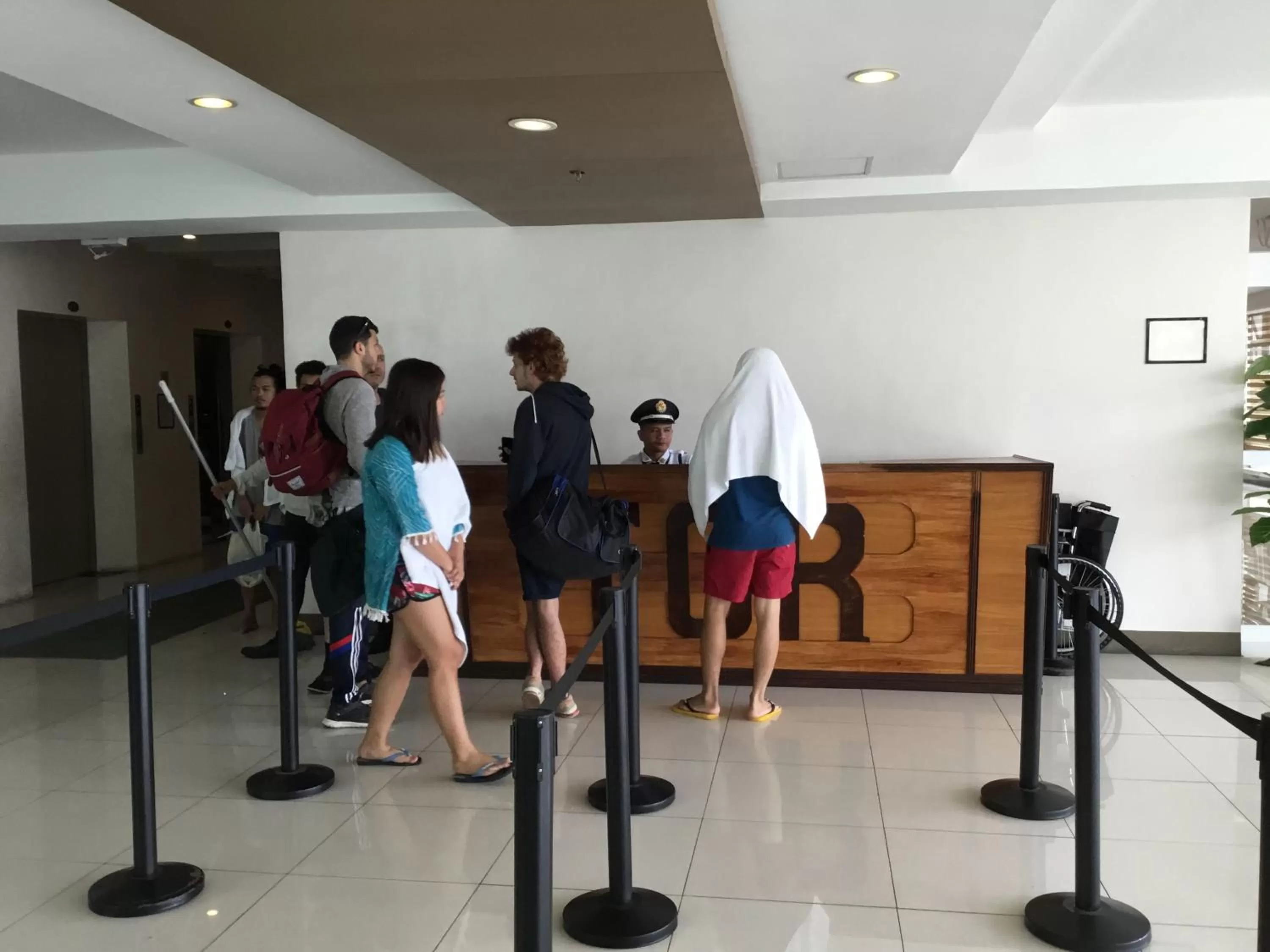 Condo with Free Swimming Pool & Viewing Deck