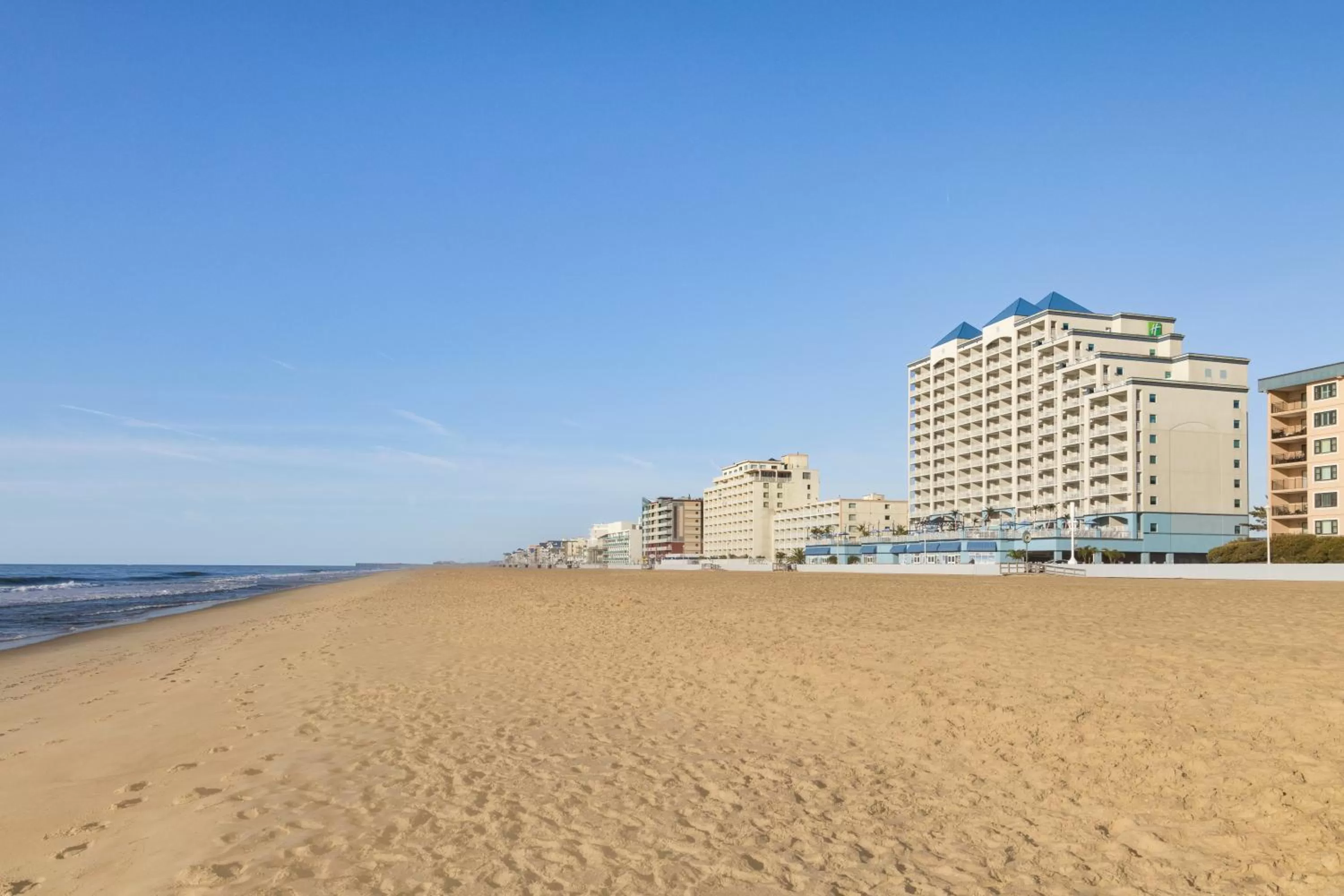 Beach in Holiday Inn & Suites Ocean City by IHG
