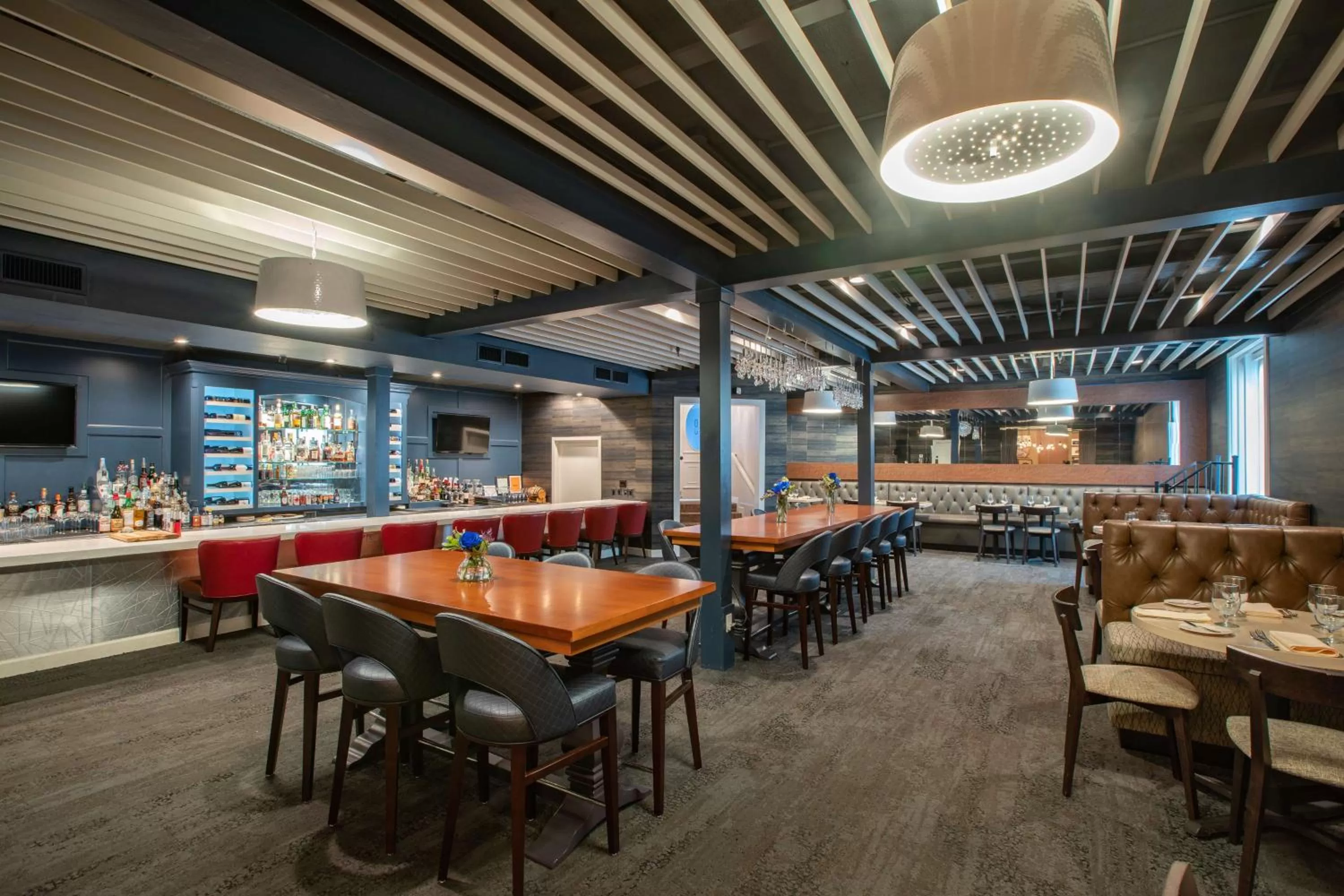 Restaurant/places to eat in The Burgundy Hotel, Tapestry Collection by Hilton