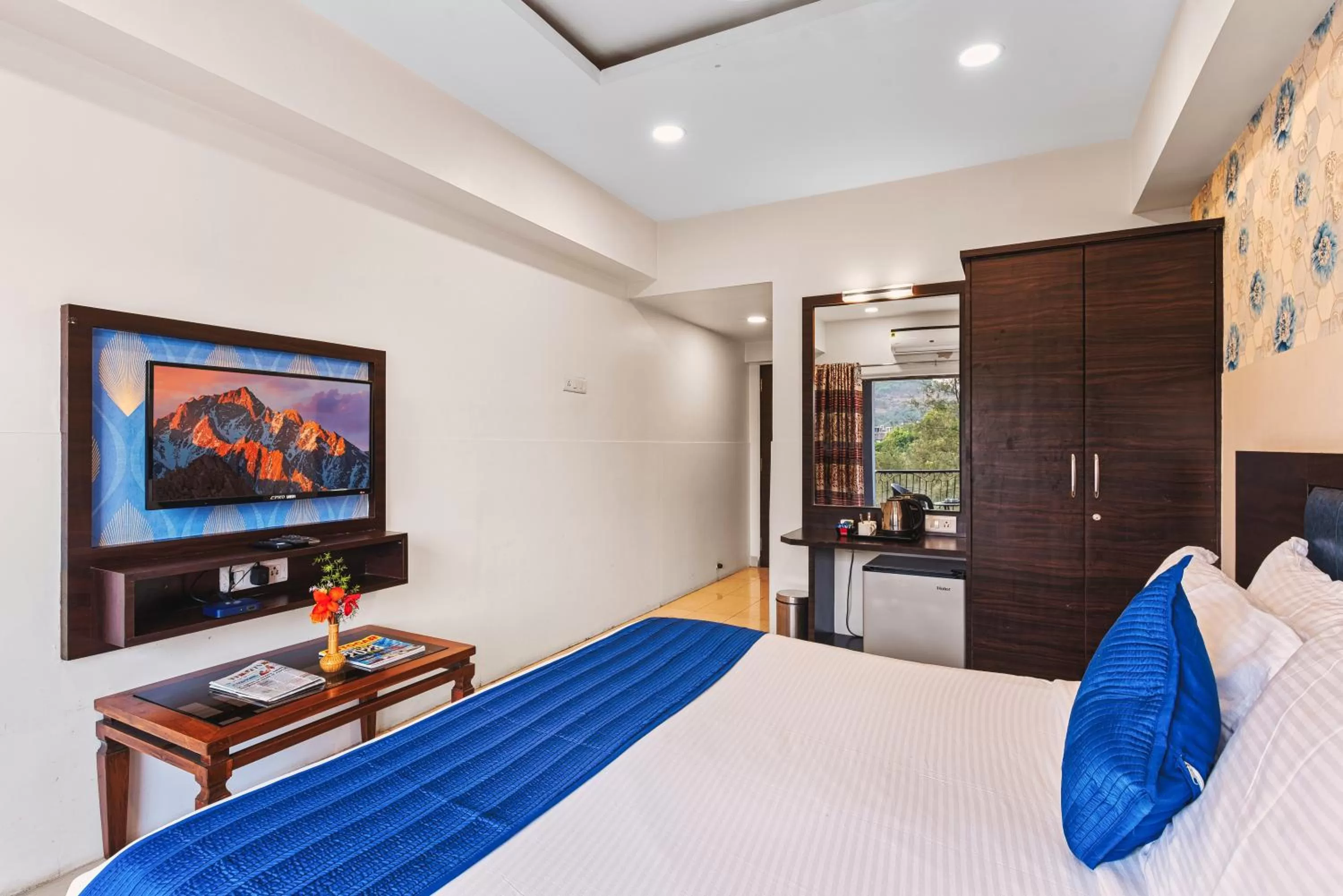 Bed in Mayur Retreat & Spa