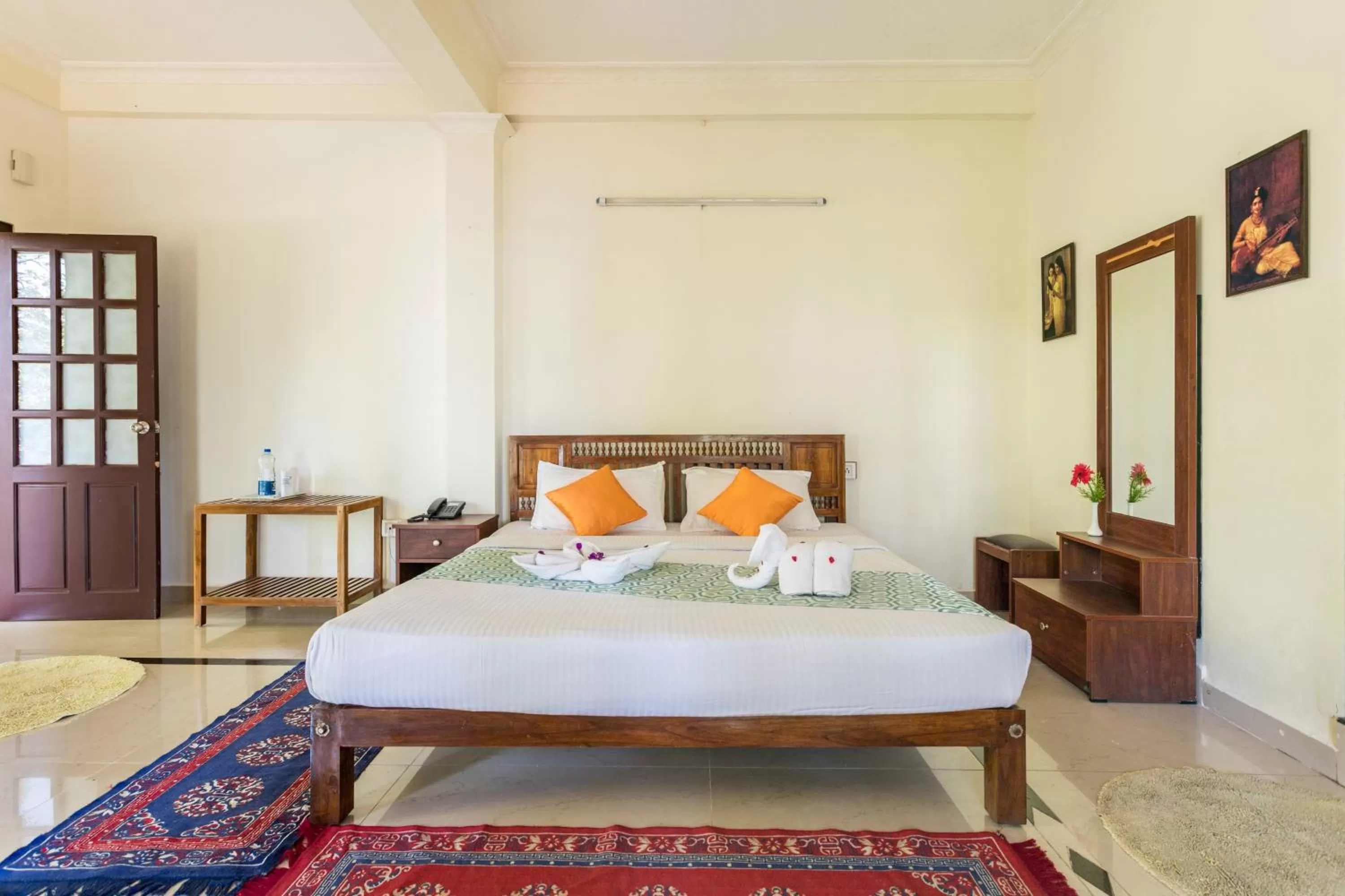 Bedroom, Bed in Violet Woods