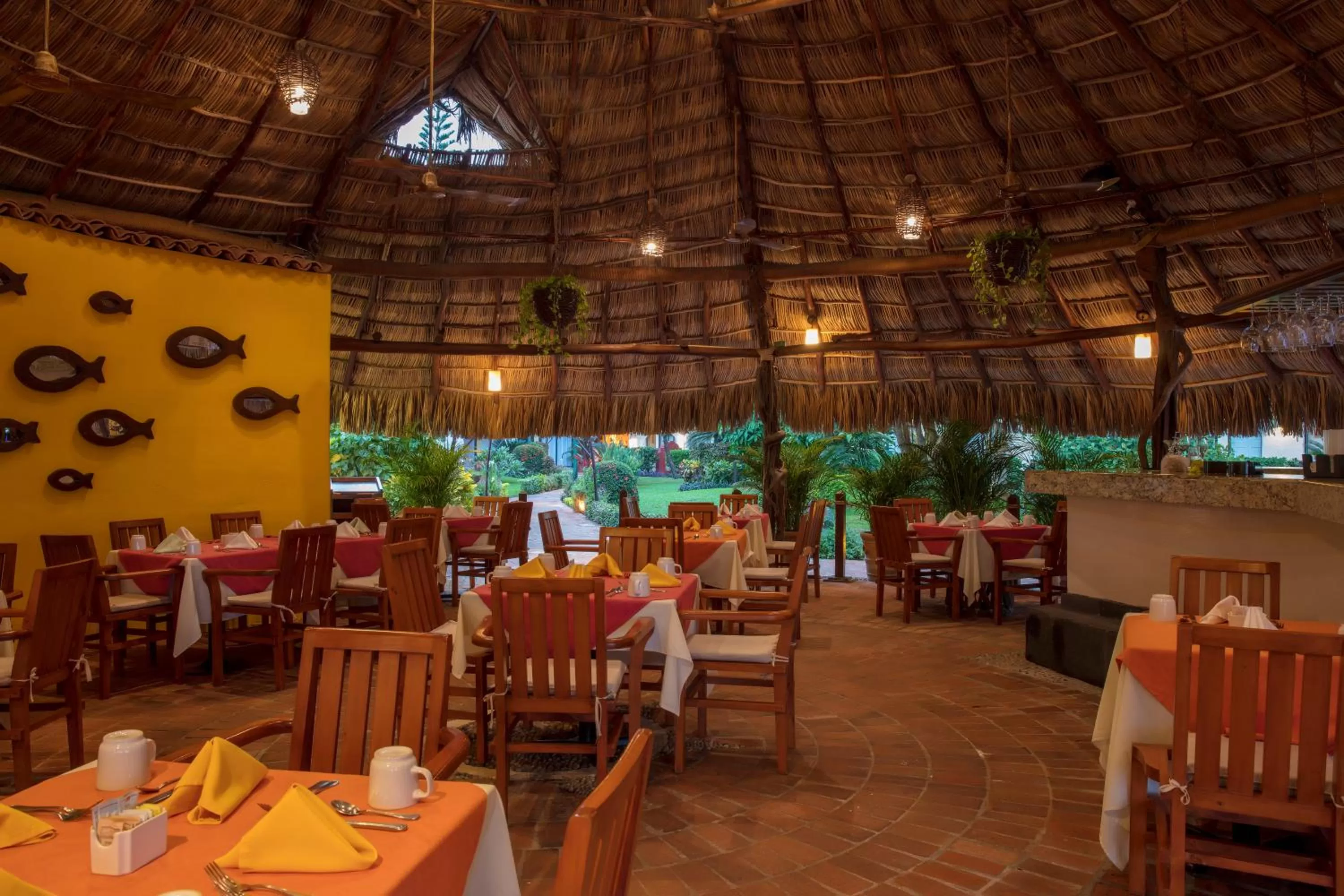 Restaurant/places to eat in Flamingo Vallarta Hotel & Marina