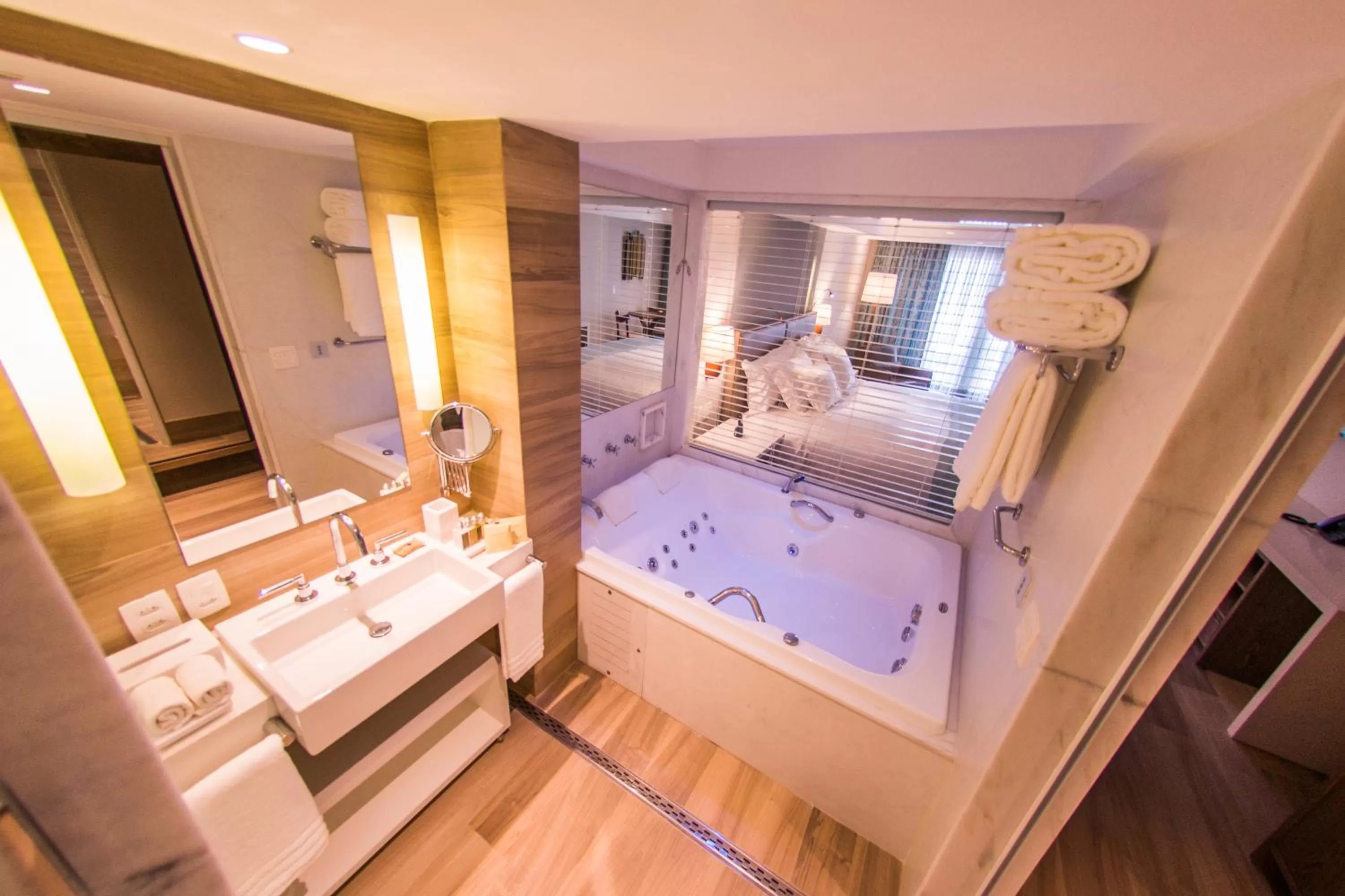 Bed in Vogal Luxury Beach Hotel & SPA