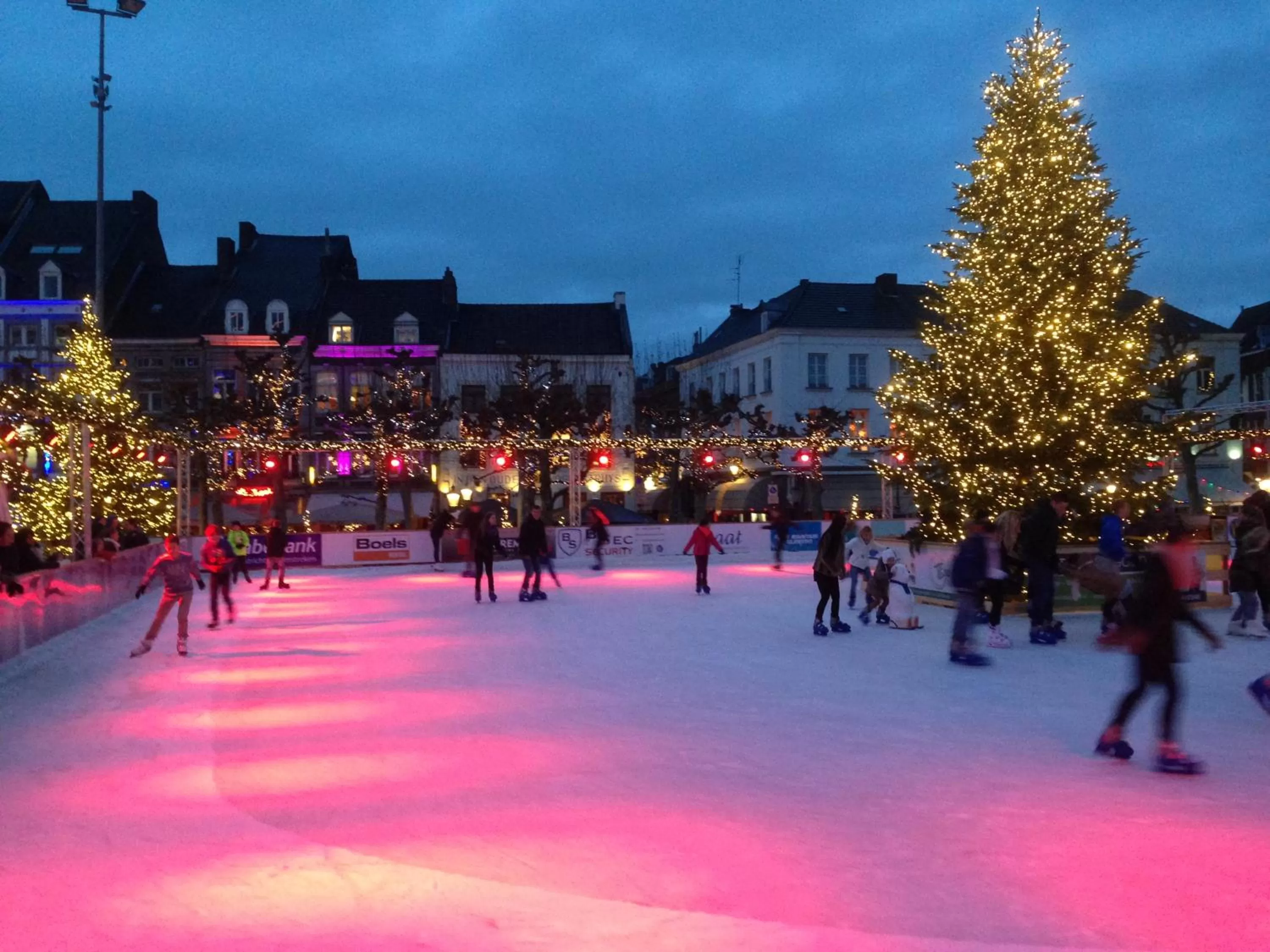 Landmark view in Saillant Hotel Maastricht City Centre - Auping Hotel Partner