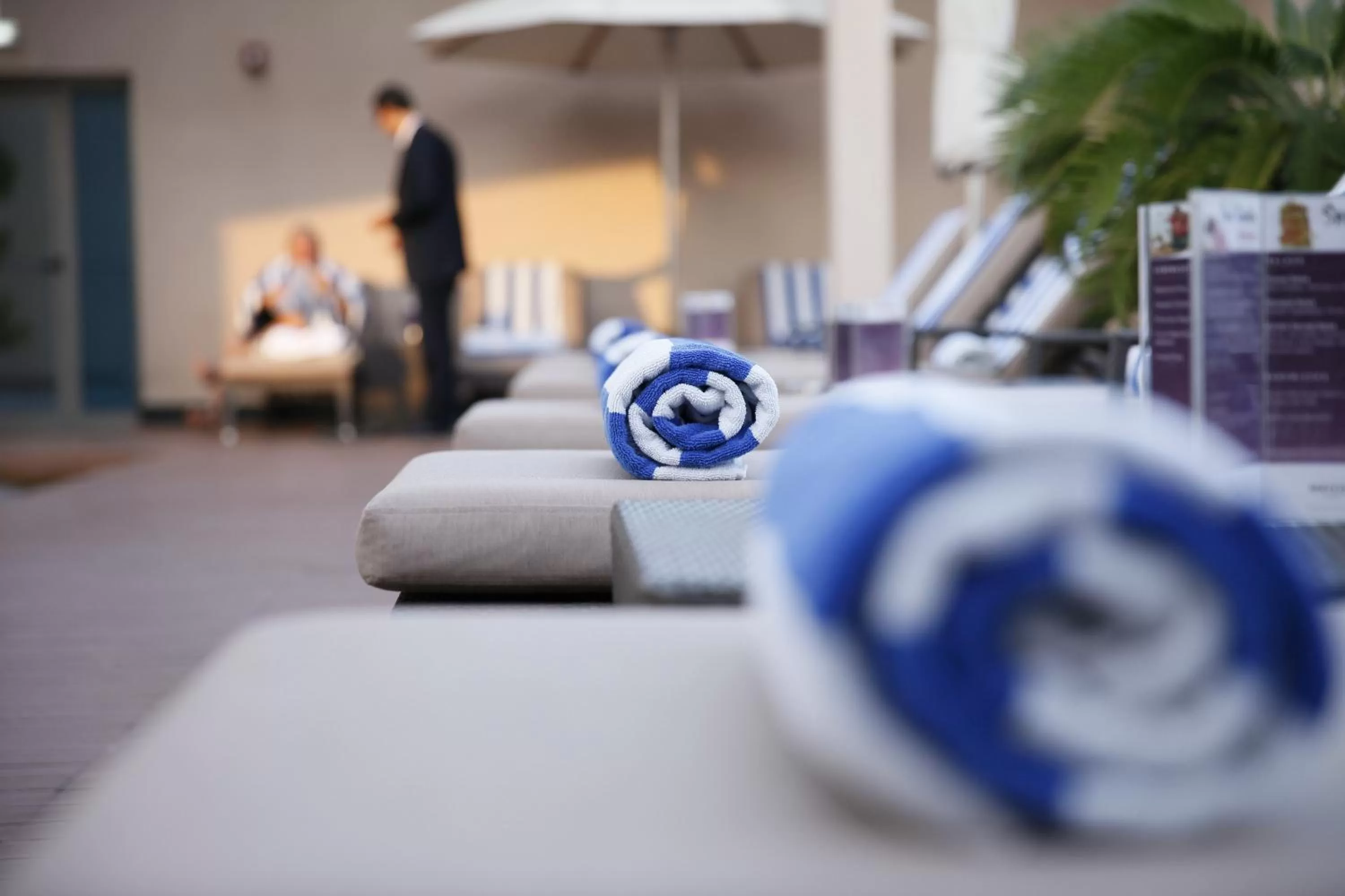 Swimming pool in Mercure Gold Hotel Jumeirah Dubai by Accor