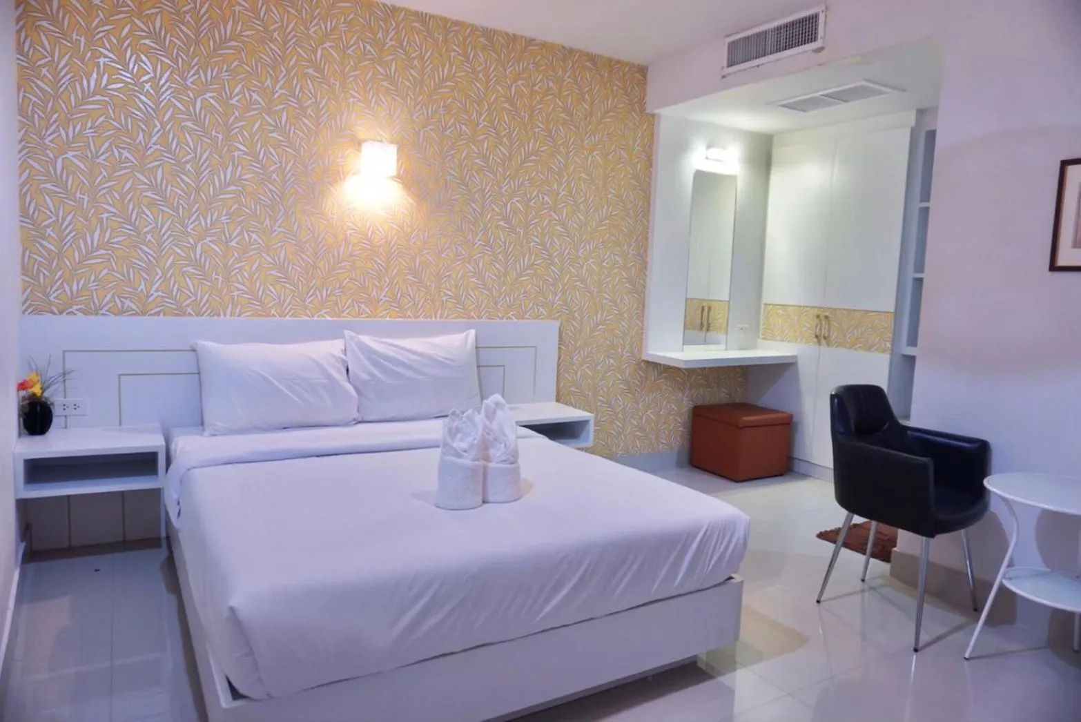 Bed in บันดารี่ ริชชี่ (Bhundaree Richy)