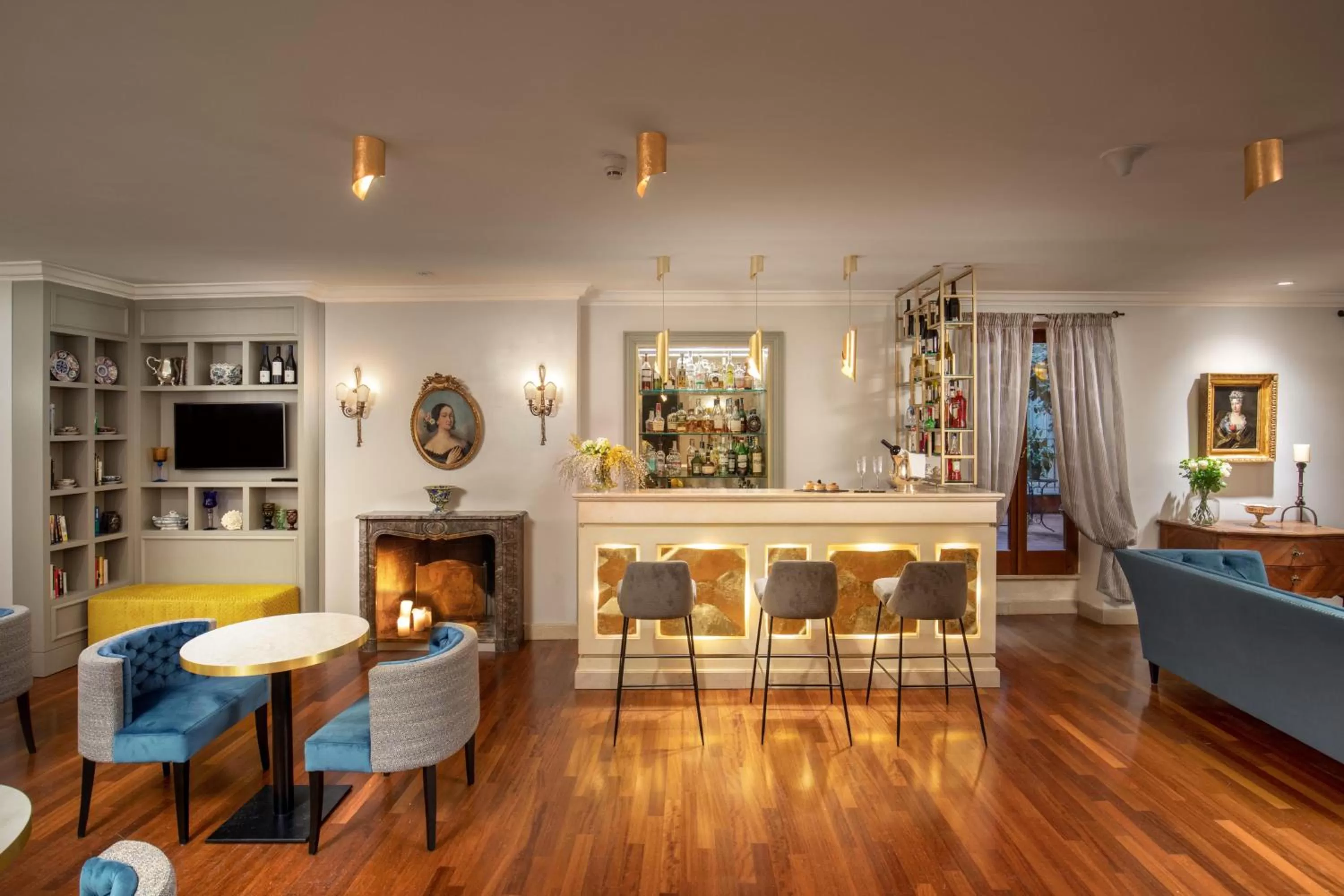 Restaurant/places to eat in Hotel Mozart