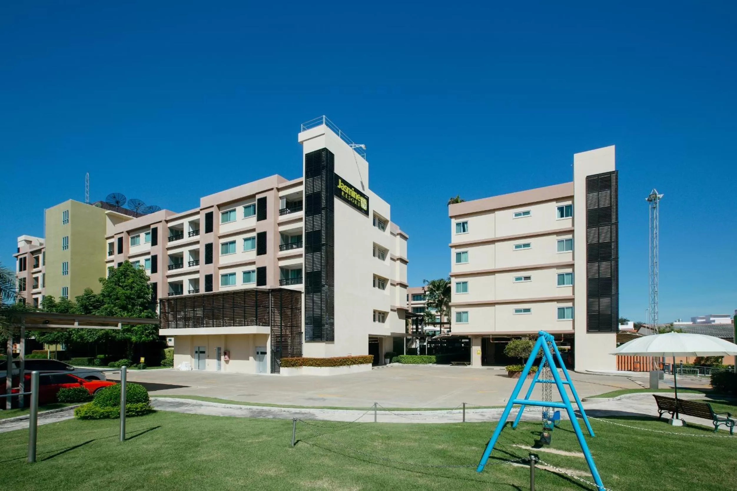 Facade/entrance in Jasmine Resort Sriracha